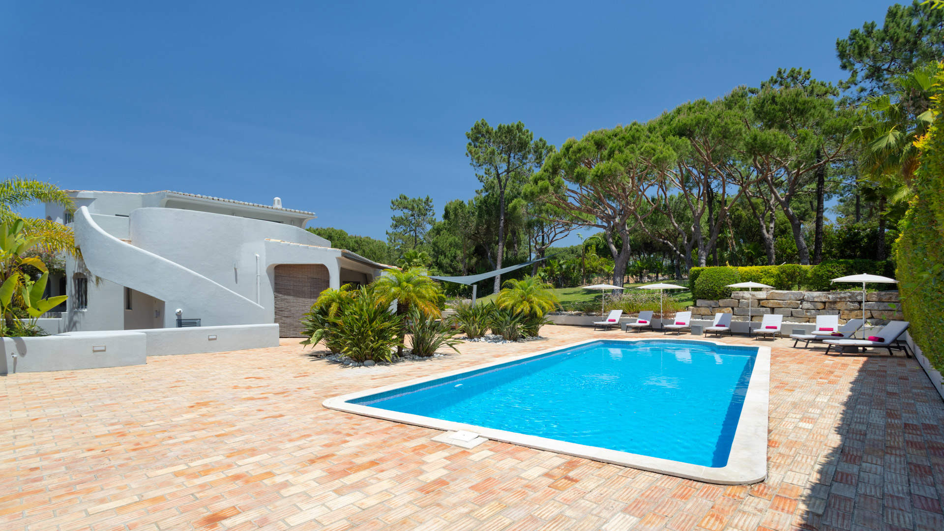 Villa Pitaya, 4 bedroom villa in Quinta do Lago, Algarve