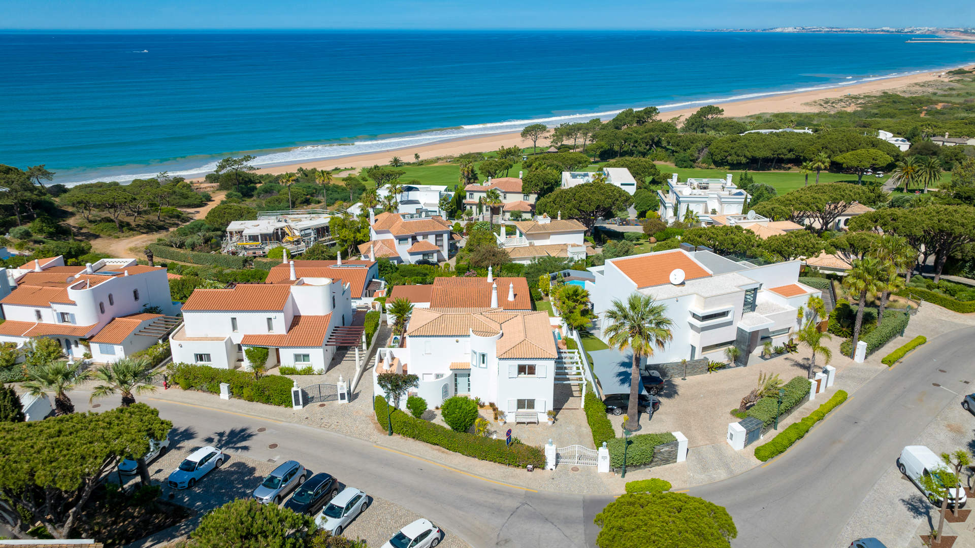Villa Elouise, 4 bedroom villa in Vale do Lobo, Algarve