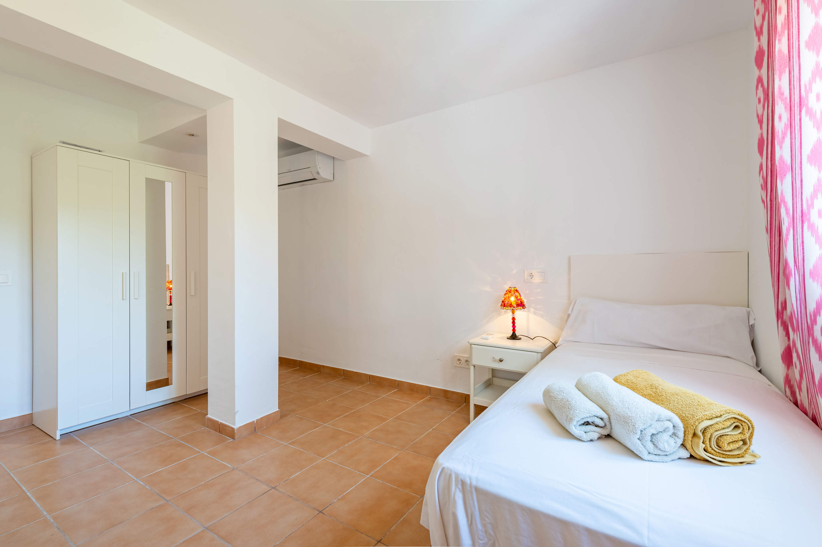 Villa Es Canto, 7 bedroom villa in Cala d'Or , Majorca