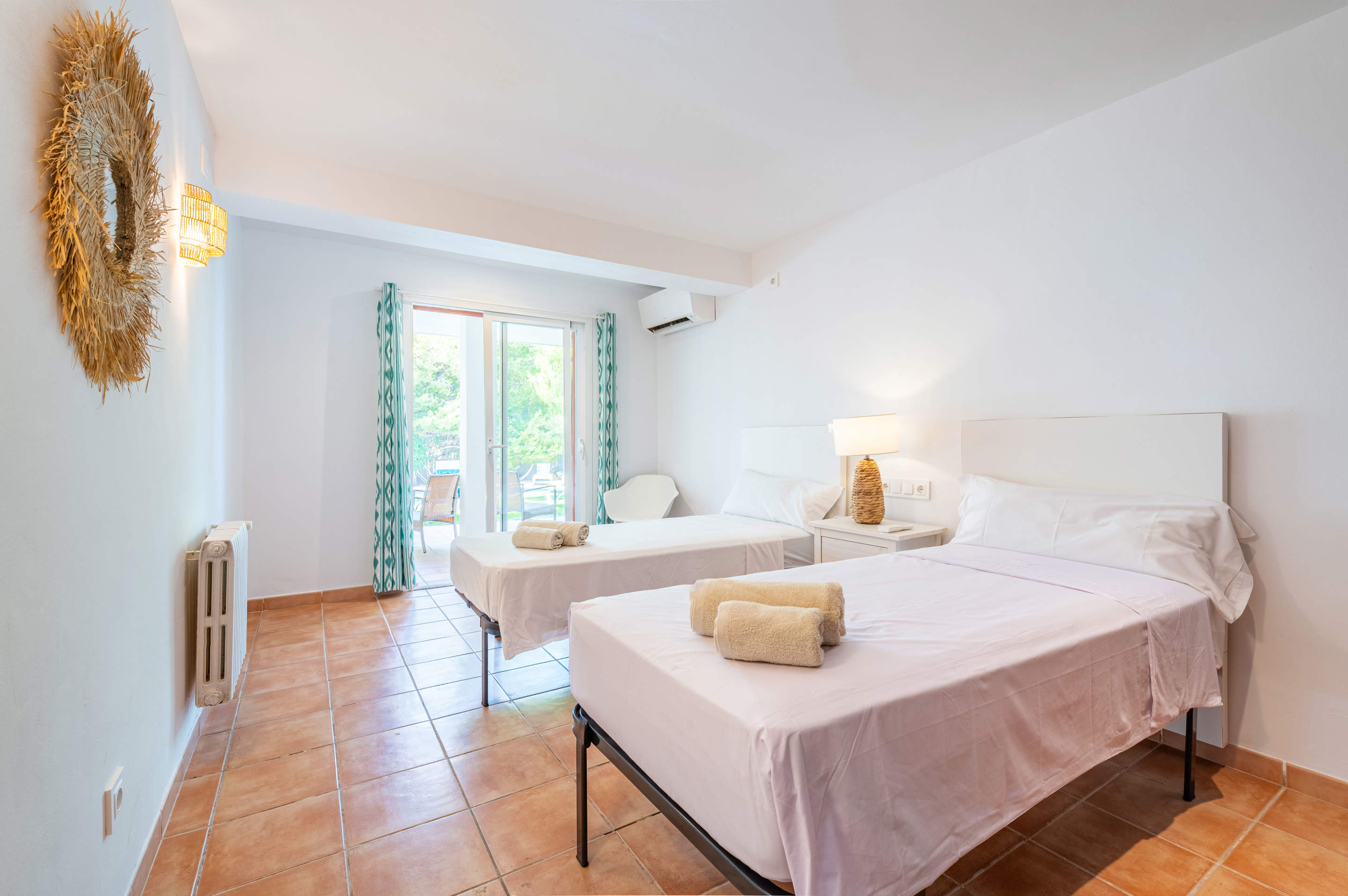 Villa Es Canto, 7 bedroom villa in Cala d'Or , Majorca