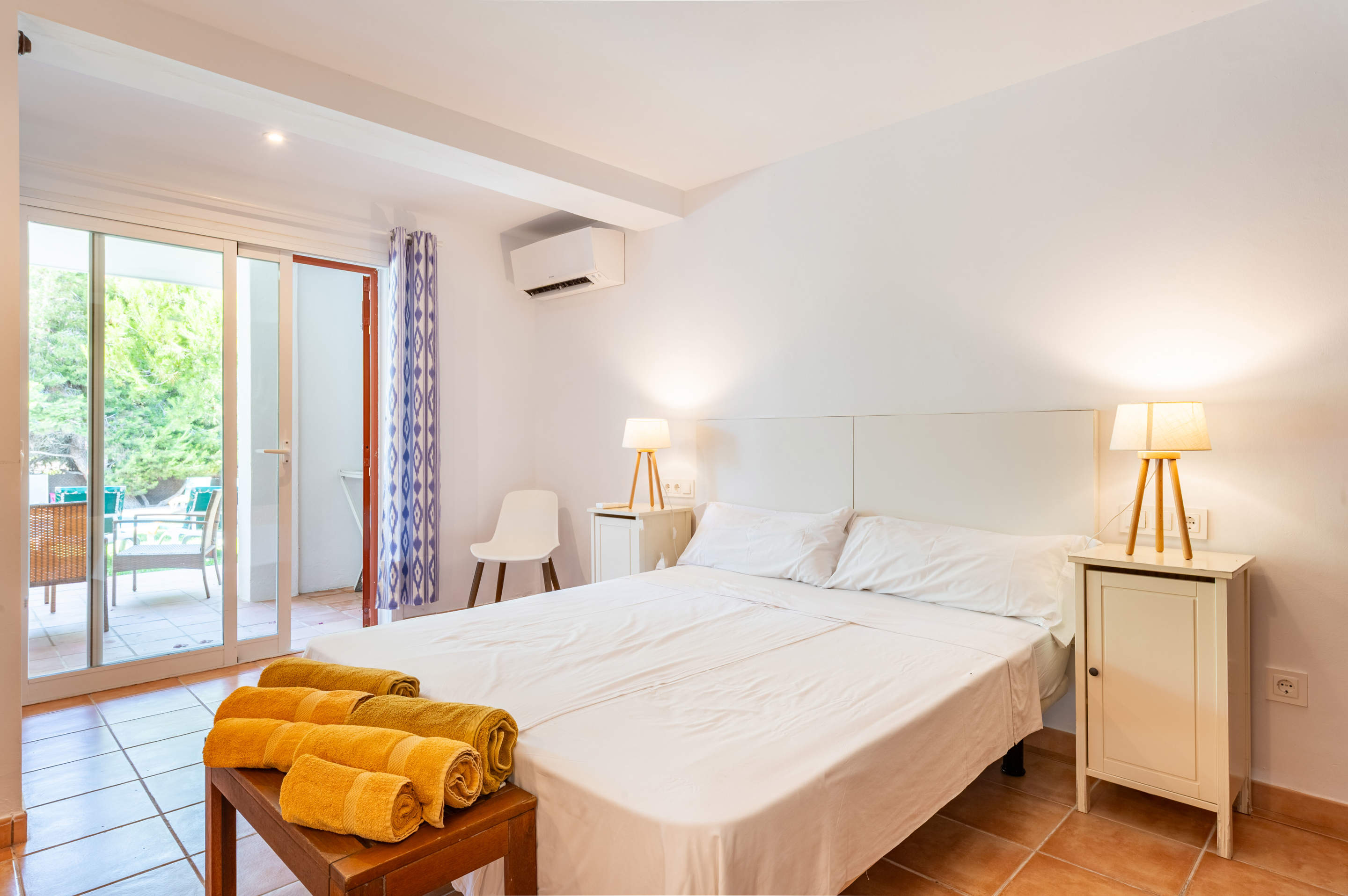 Villa Es Canto, 7 bedroom villa in Cala d'Or , Majorca