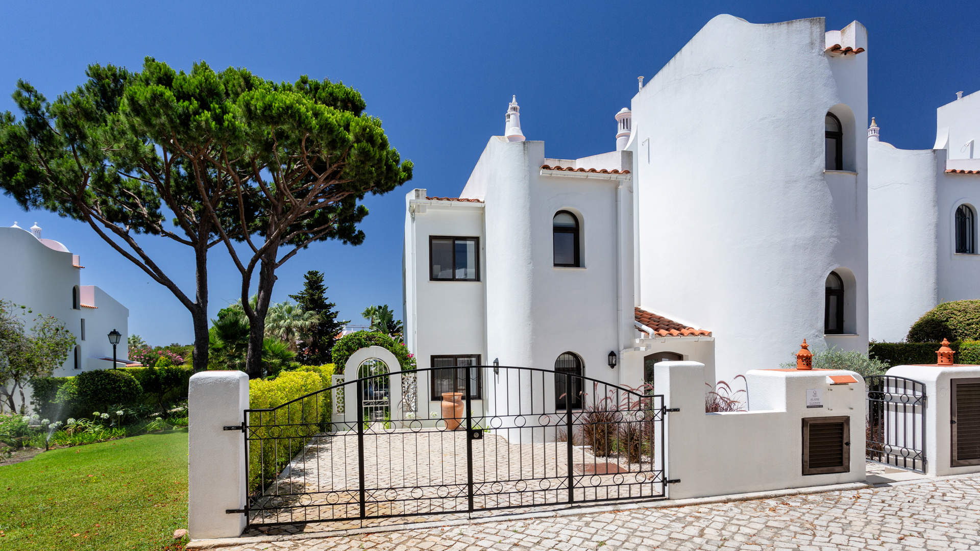 Villa Lucy, 3 bedroom villa in Quinta do Lago, Algarve