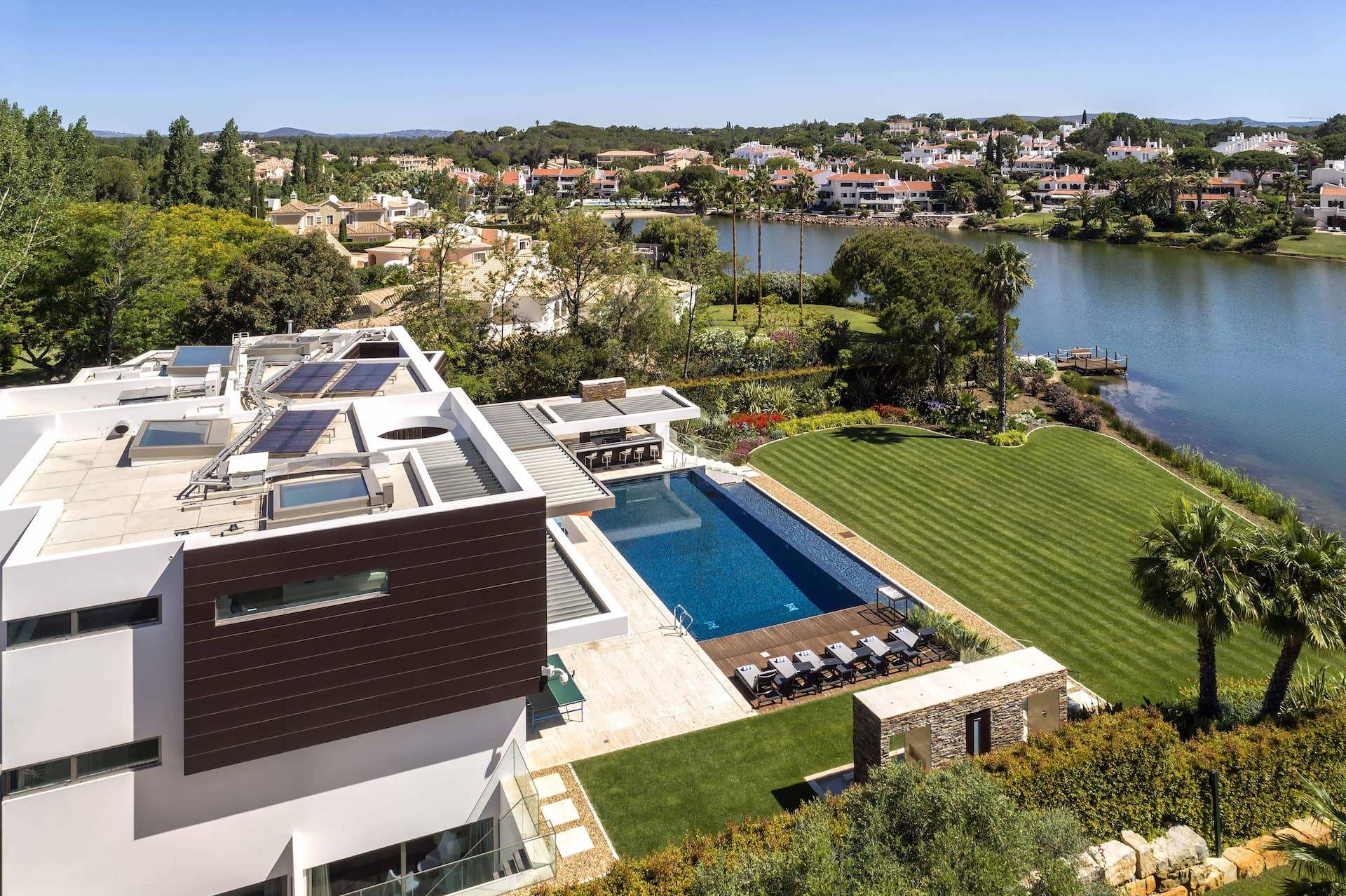 Villa Vista Lago in Quinta do Lago, 6 bedroom villa in Quinta do Lago, Algarve