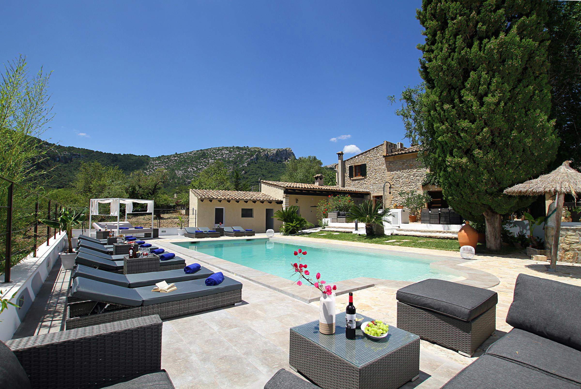 Can Jaume Ramona, 6 bedroom villa in Pollensa & Puerto Pollensa, Majorca