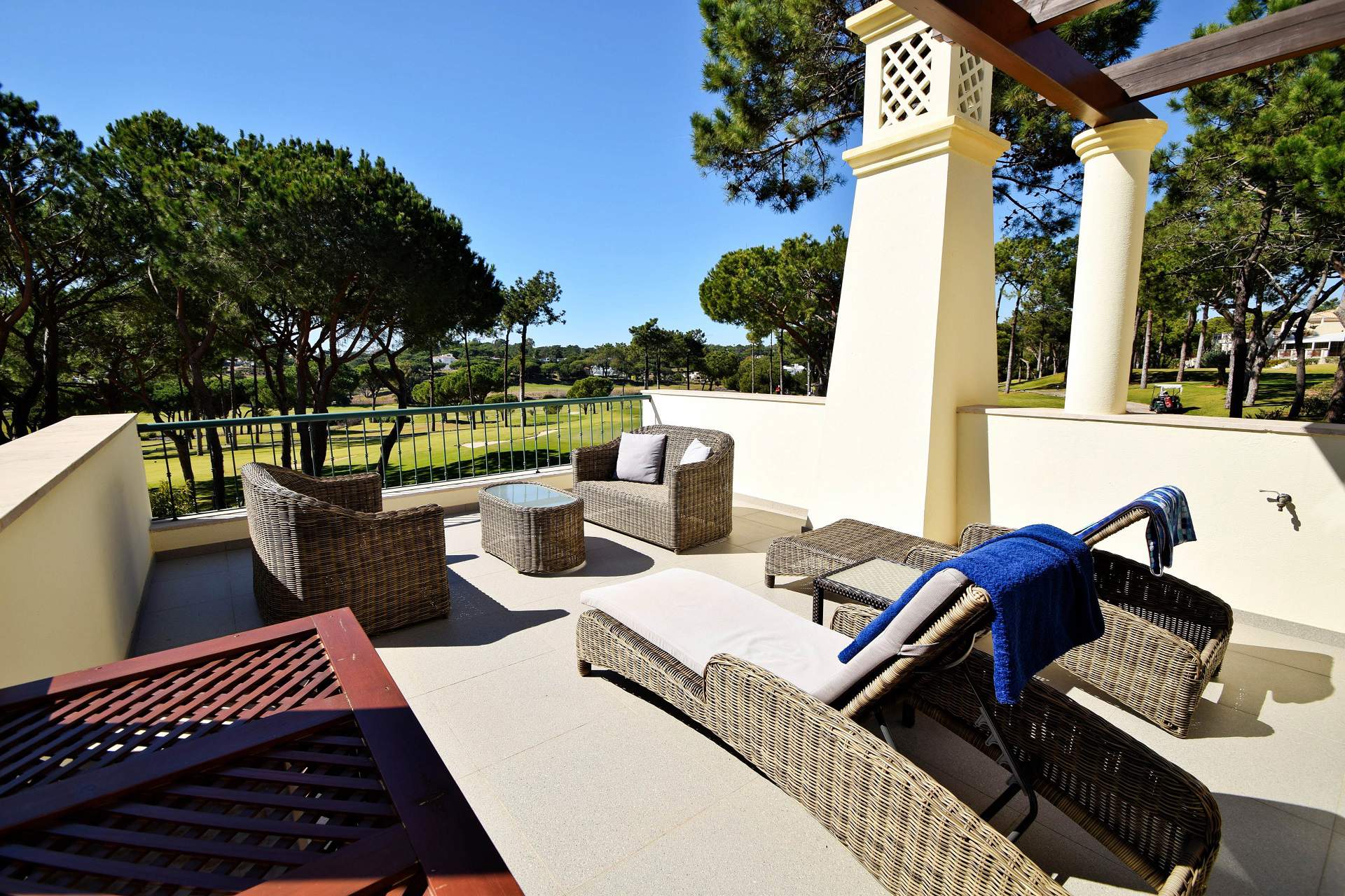 Villa Aailyah, 4 bedroom villa in Quinta do Lago, Algarve