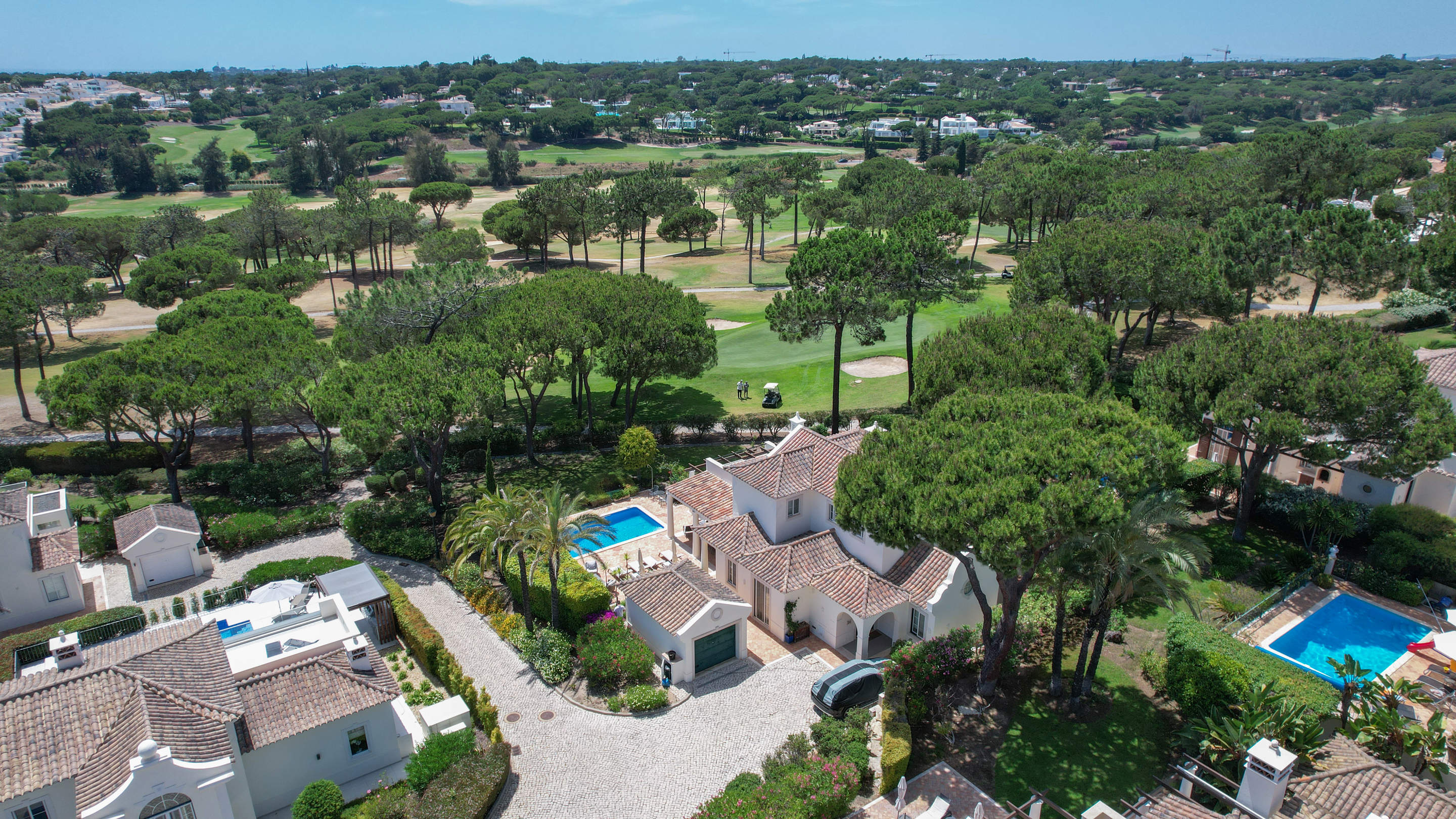 Villa Aailyah, 4 bedroom villa in Quinta do Lago, Algarve