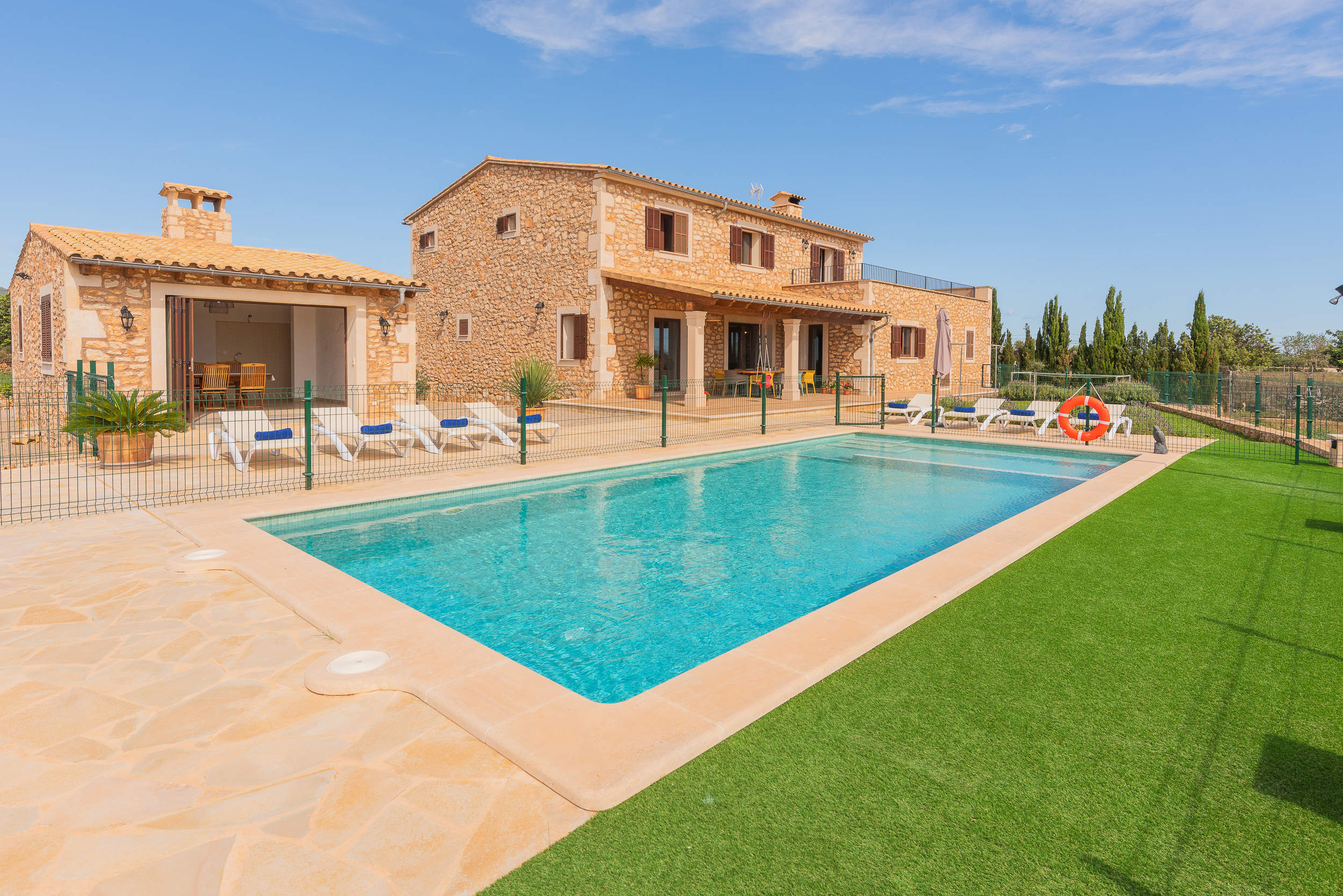 Villa Bassa, 5 bedroom villa in Cala d'Or , Majorca