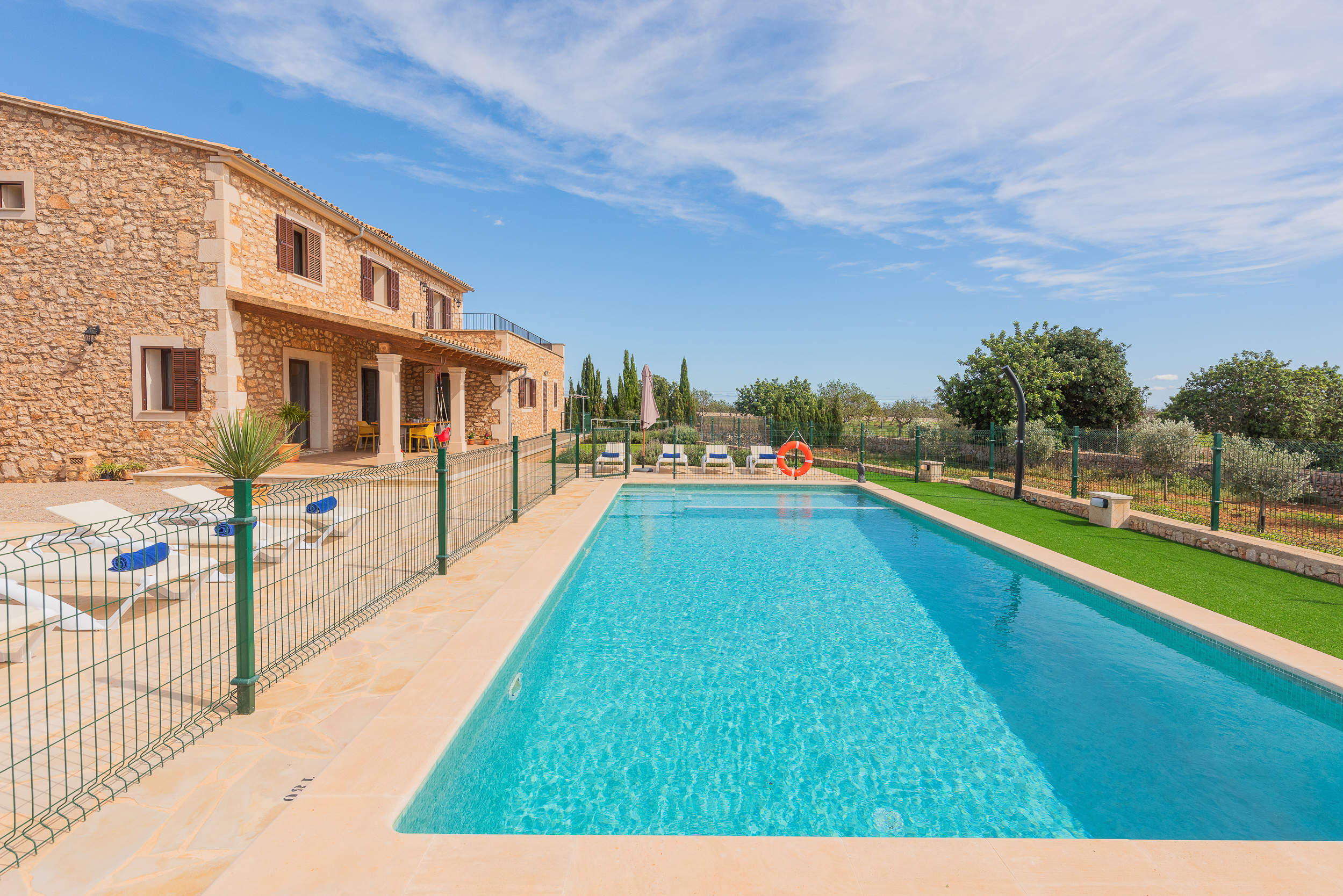 Villa Bassa, 5 bedroom villa in Cala d'Or , Majorca