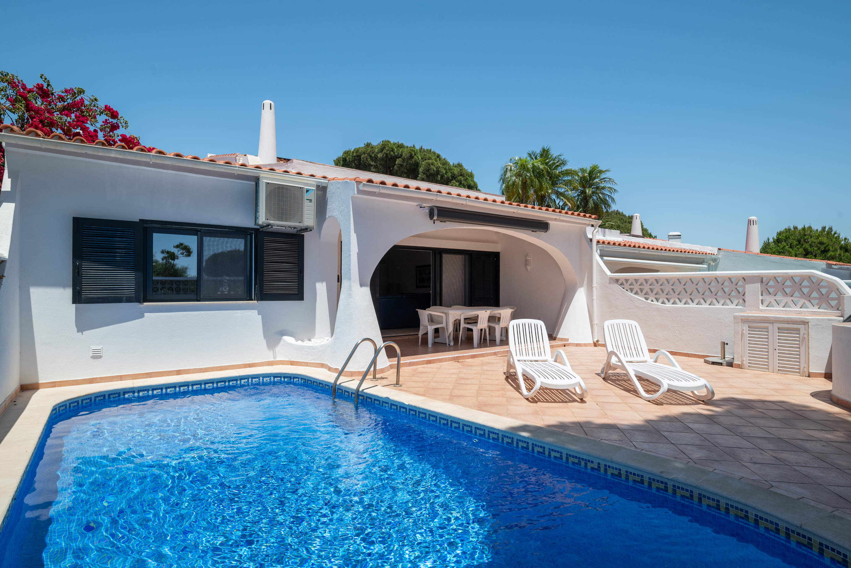 Villa Bruna 3 bedroom, 3 bedroom villa in Vale do Lobo, Algarve