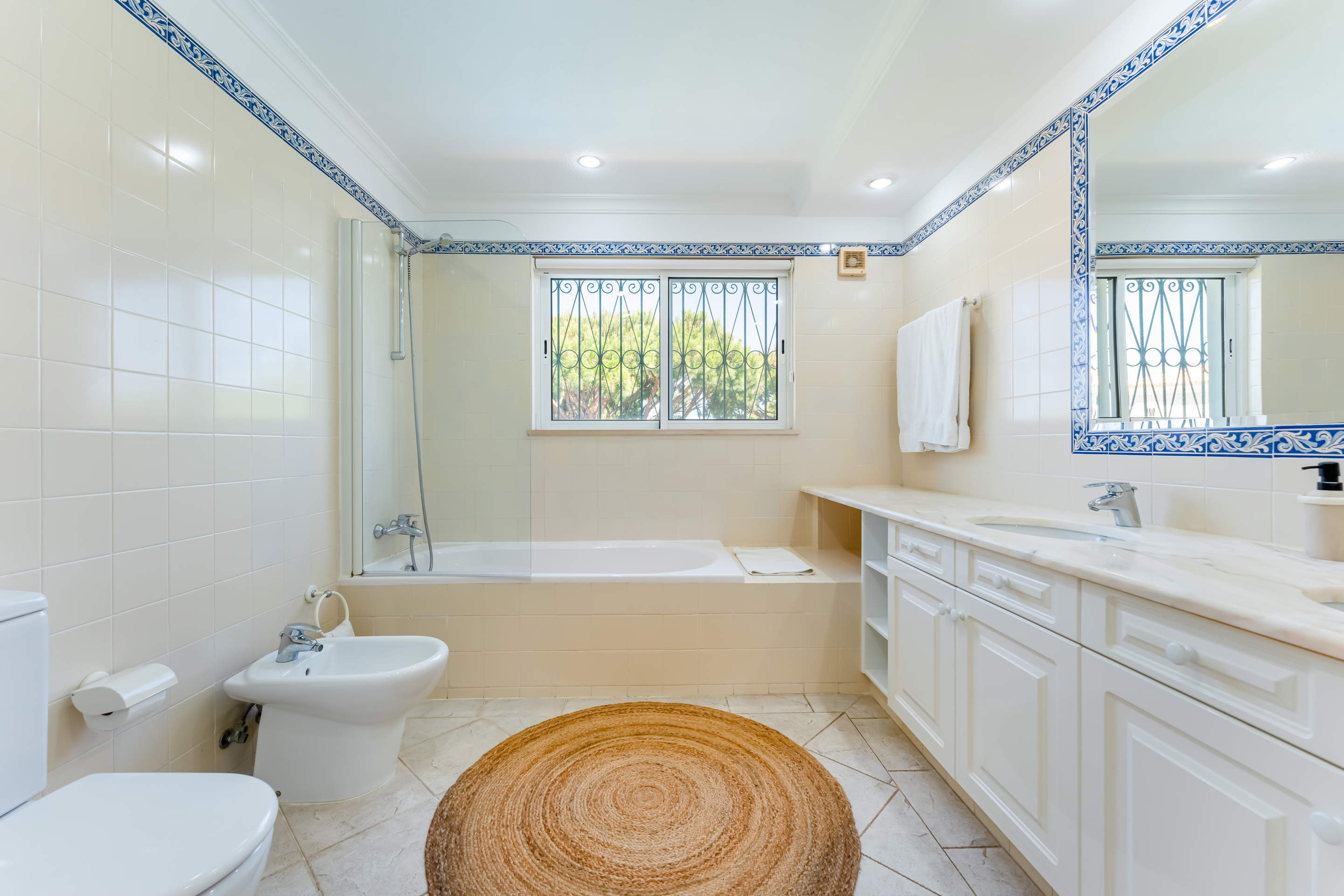 Villa Laurena, 3 bedroom villa in Vale do Lobo, Algarve