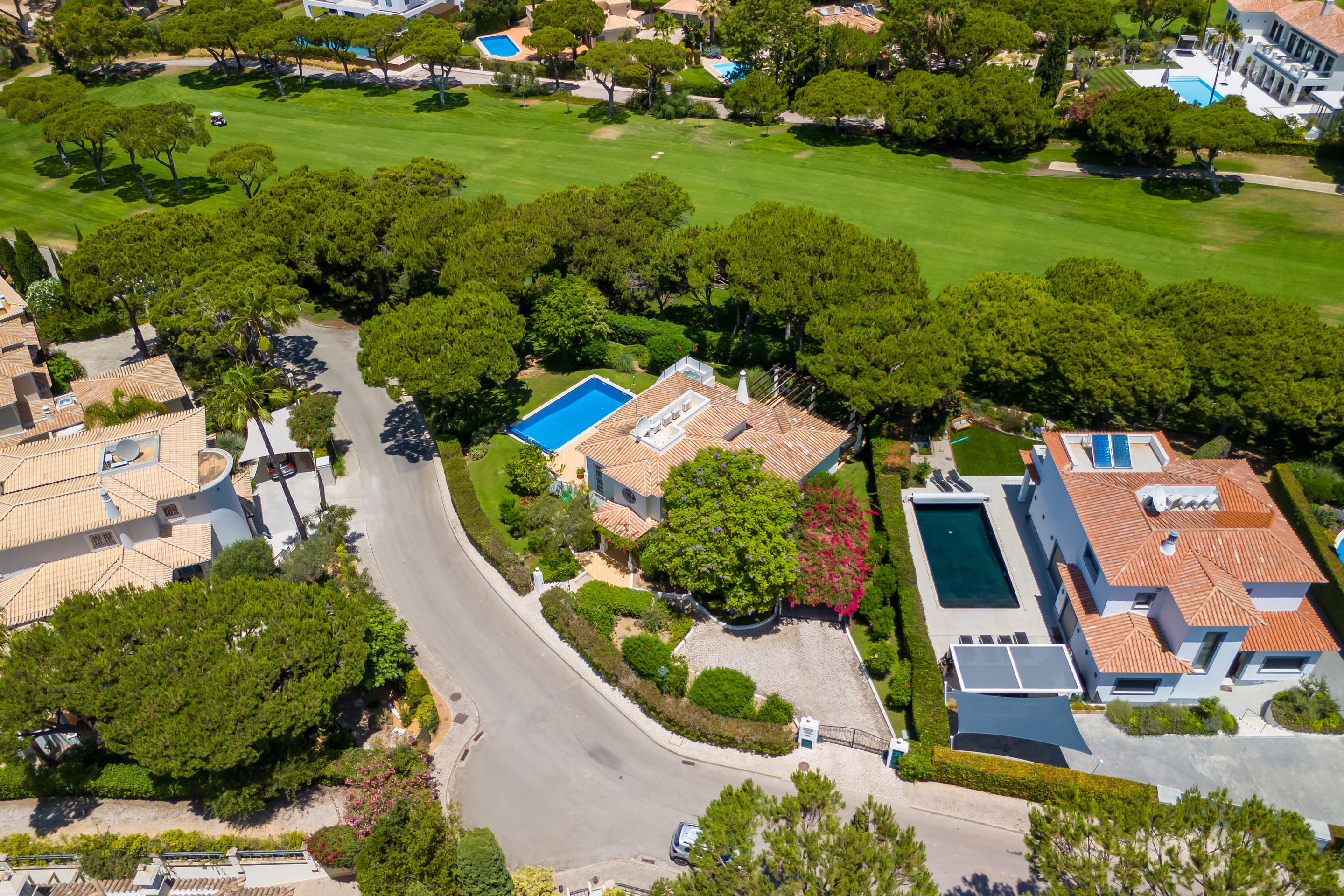 Villa Laurena, 3 bedroom villa in Vale do Lobo, Algarve