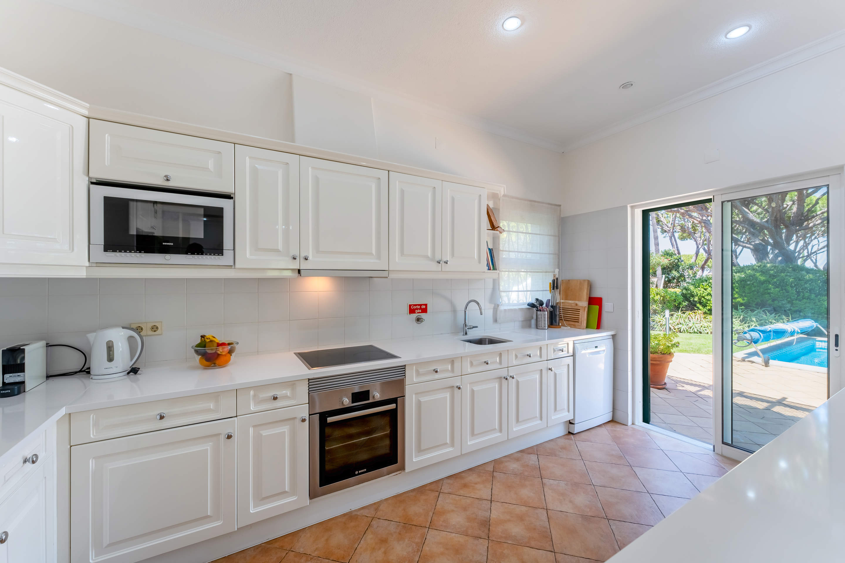 Villa Laurena, 3 bedroom villa in Vale do Lobo, Algarve