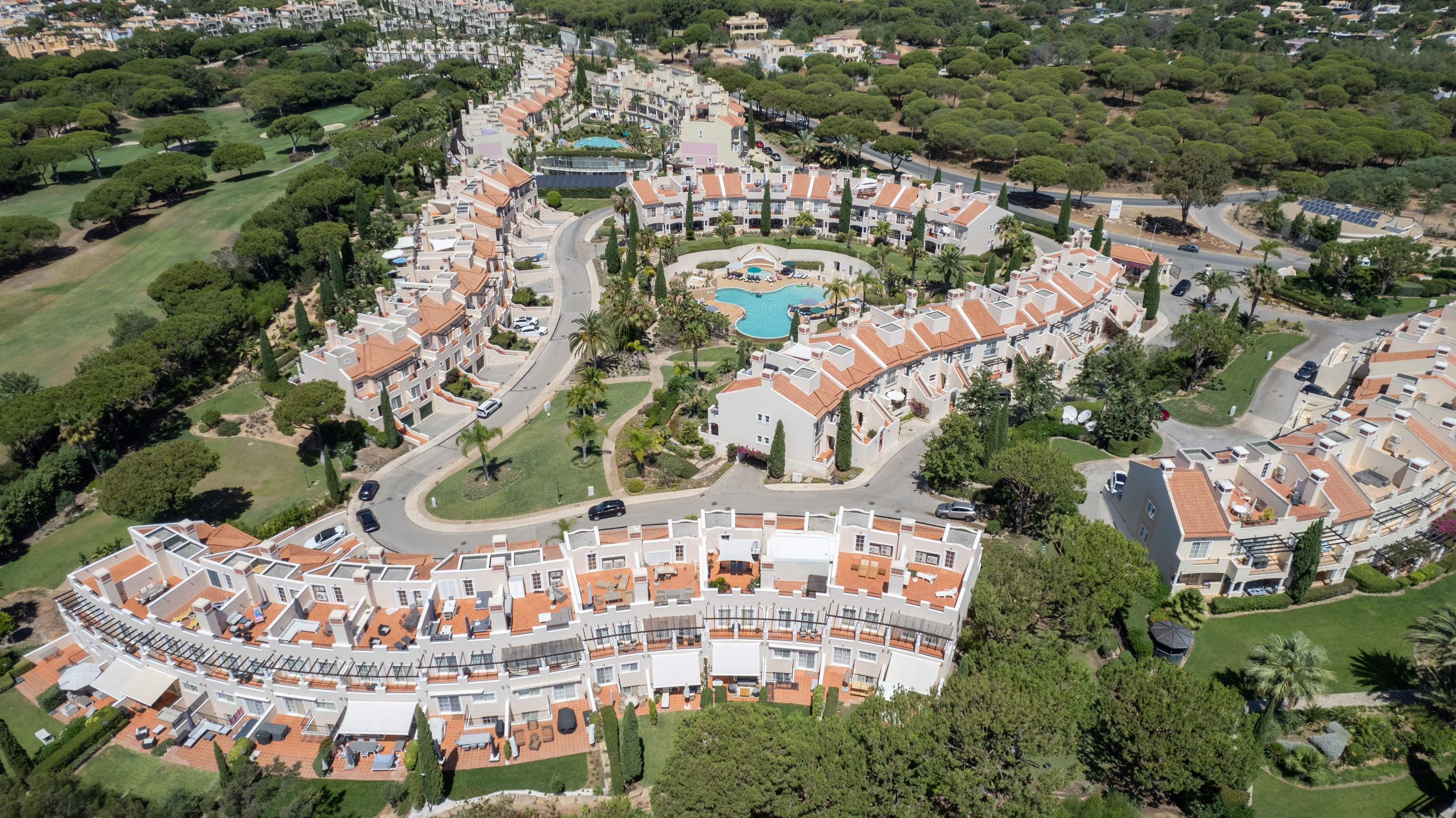 Apartment Francesca, 4 bedroom apartment in Vila Sol, Algarve