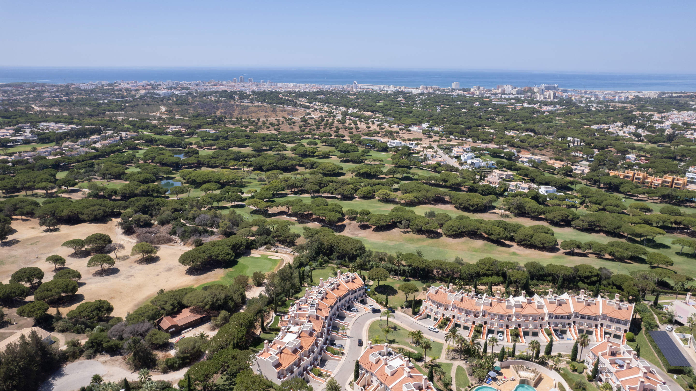 Apartment Francesca, 4 bedroom apartment in Vila Sol, Algarve