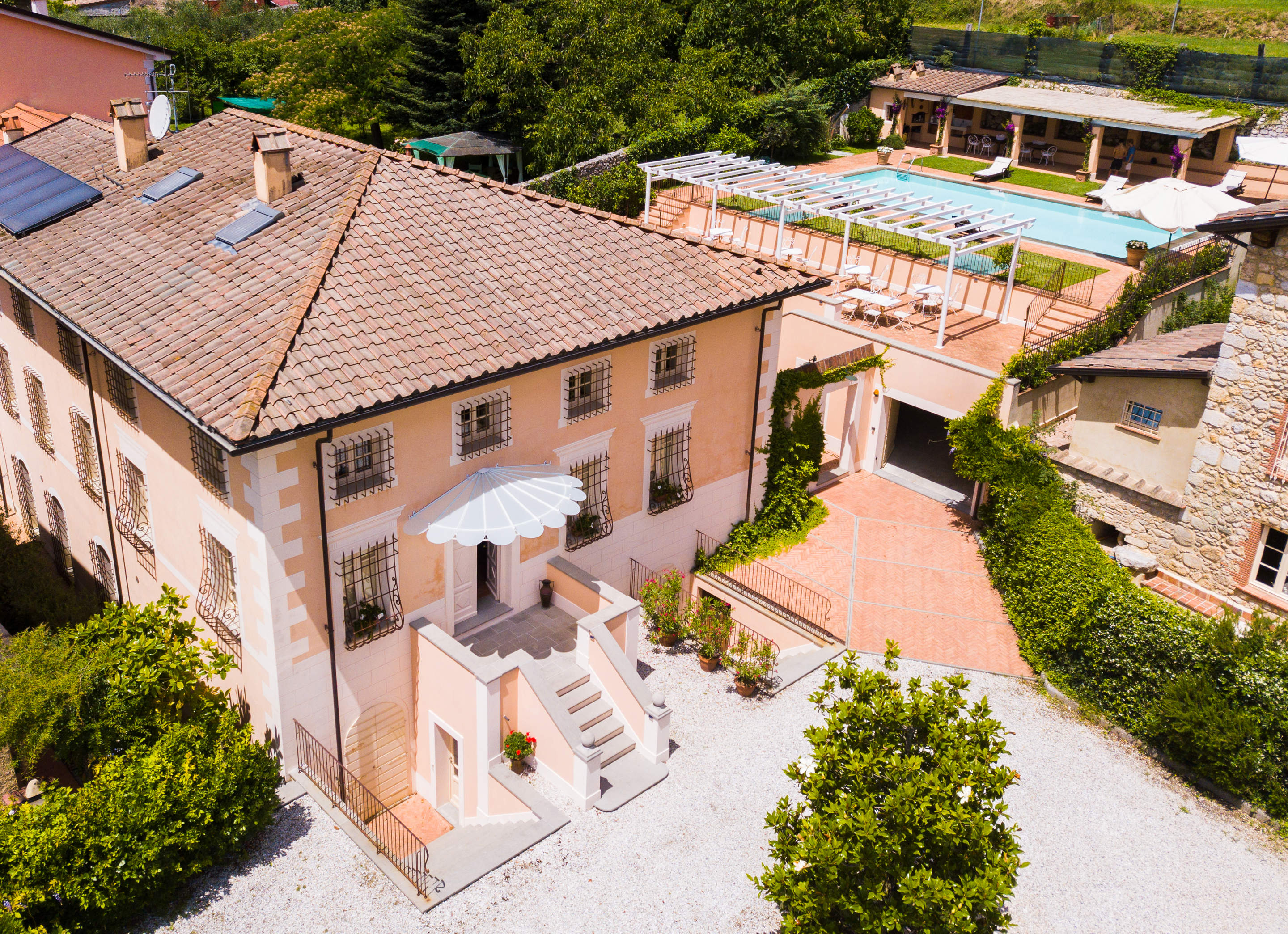 Villa Dafne, 9 bedroom villa in North Tuscany - Pisa & Lucca Area, Tuscany