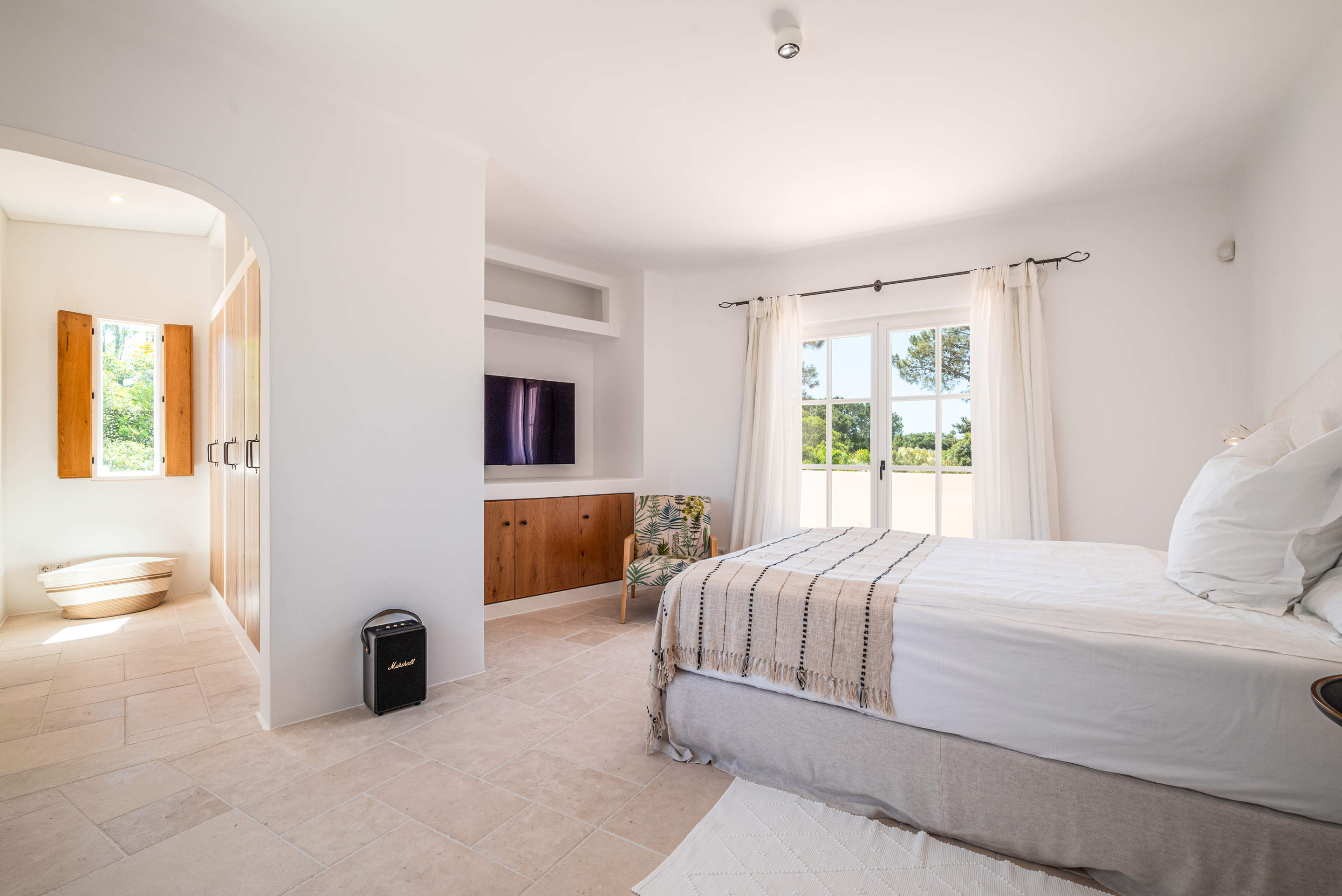 Boho Casa Four Bedroom Rate, Maximum six persons occupancy, 4 bedroom villa in Quinta do Lago, Algarve