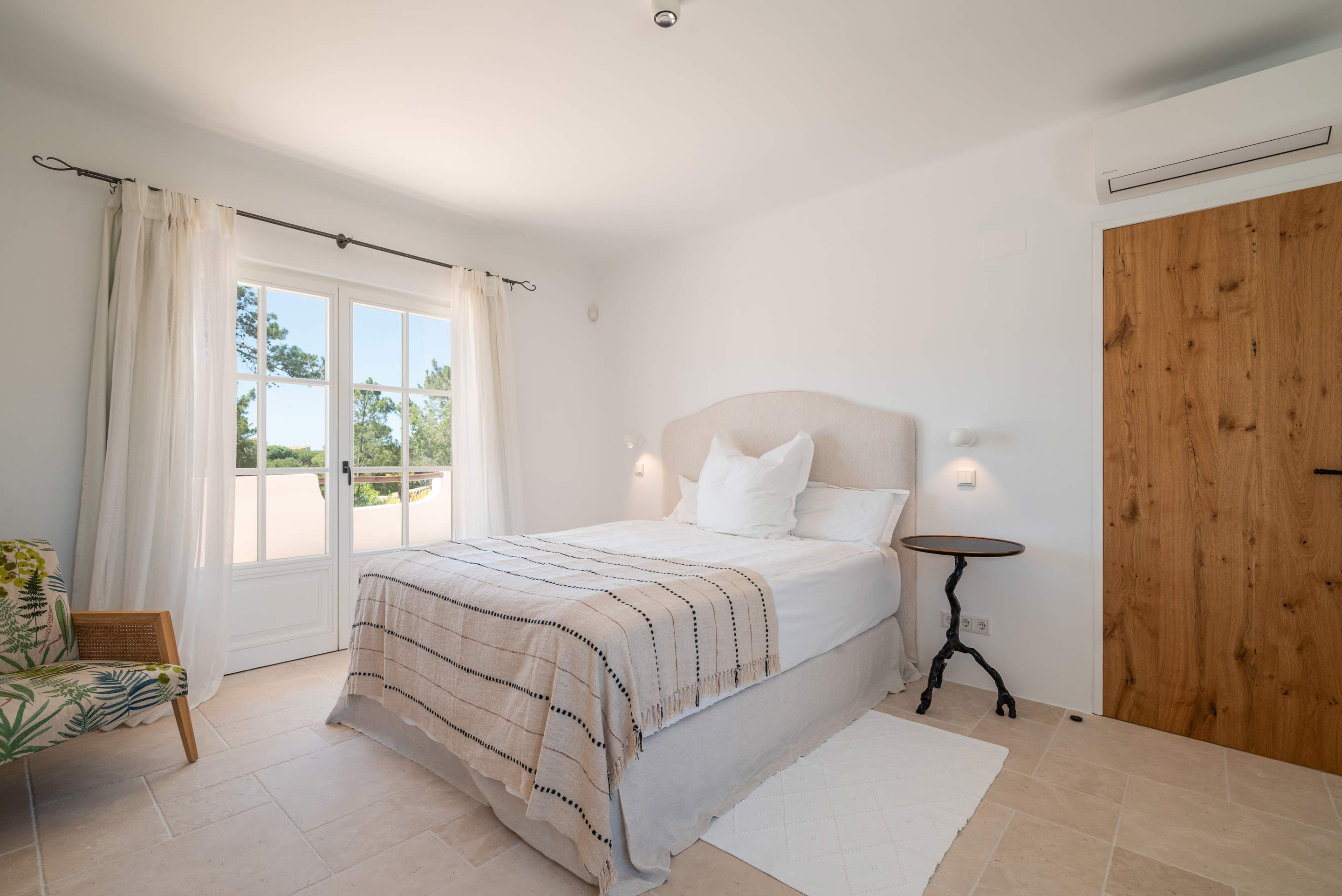 Boho Casa Four Bedroom Rate, Maximum six persons occupancy, 4 bedroom villa in Quinta do Lago, Algarve