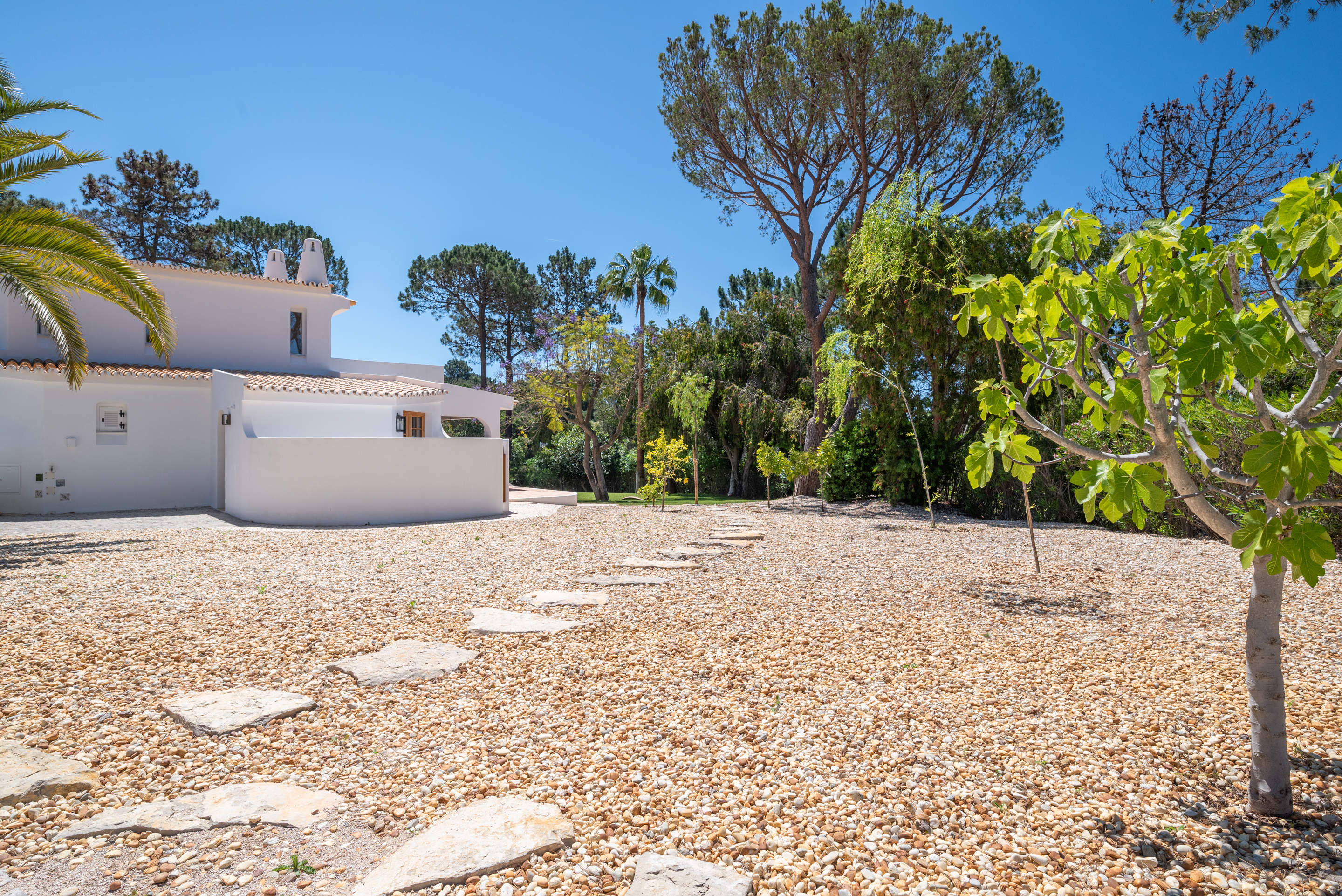 Boho Casa Four Bedroom Rate, Maximum six persons occupancy, 4 bedroom villa in Quinta do Lago, Algarve