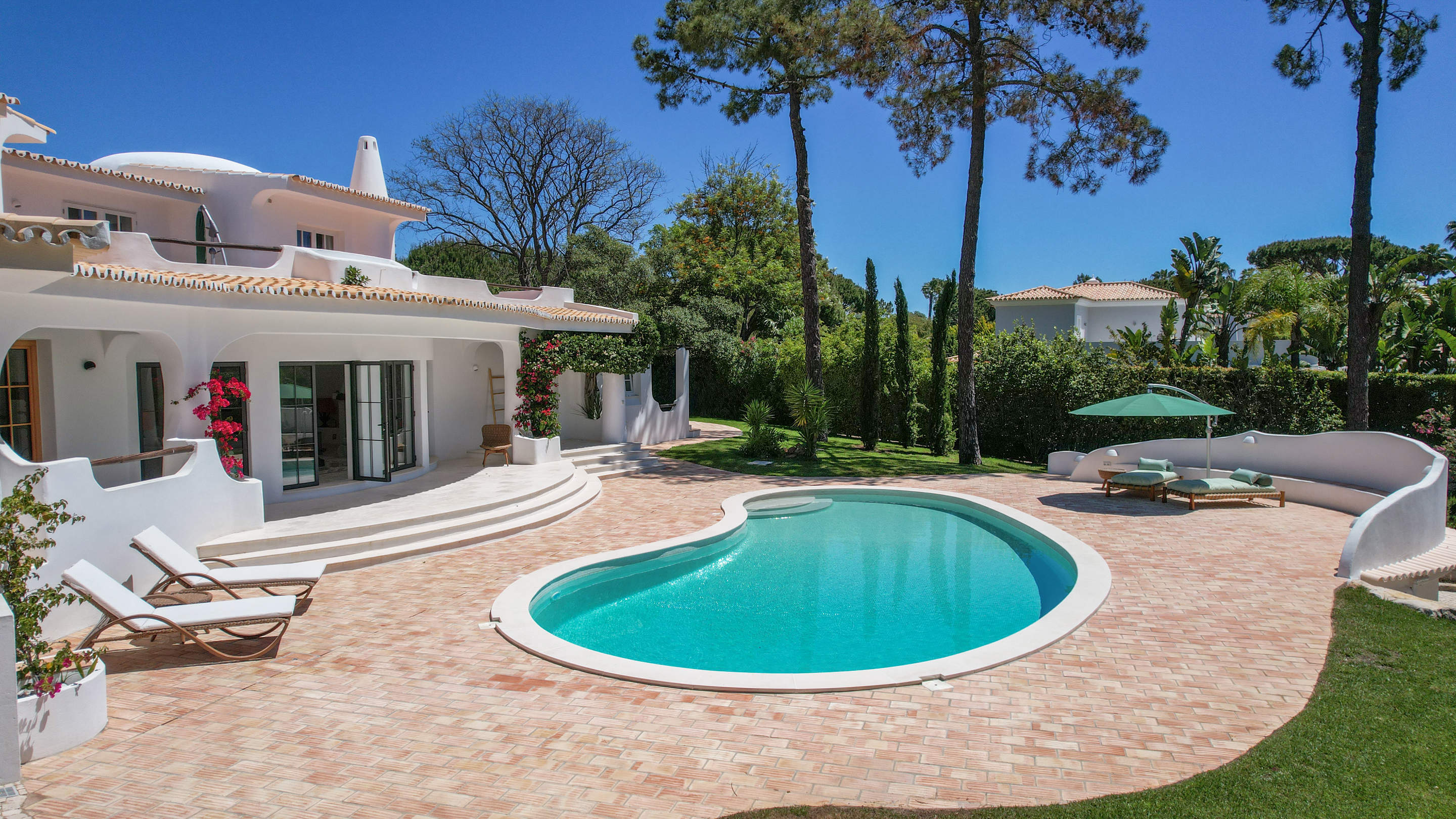 Boho Casa Four Bedroom Rate, Maximum six persons occupancy, 4 bedroom villa in Quinta do Lago, Algarve