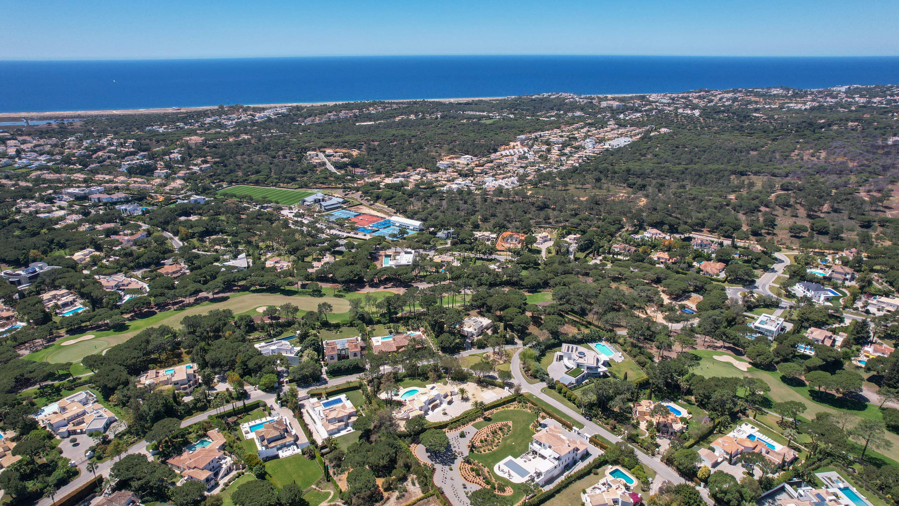 Boho Casa Four Bedroom Rate, Maximum six persons occupancy, 4 bedroom villa in Quinta do Lago, Algarve