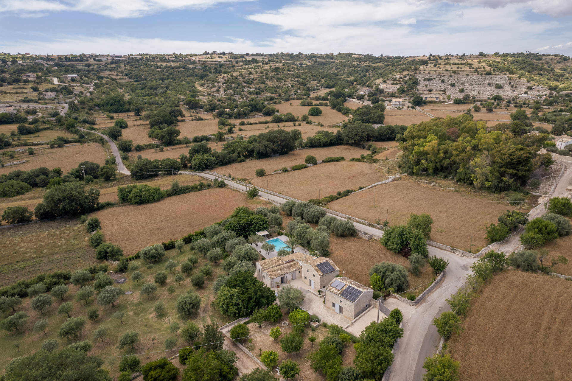 Casale Limestone, 4 bedroom villa in Southern Sicily, Sicily