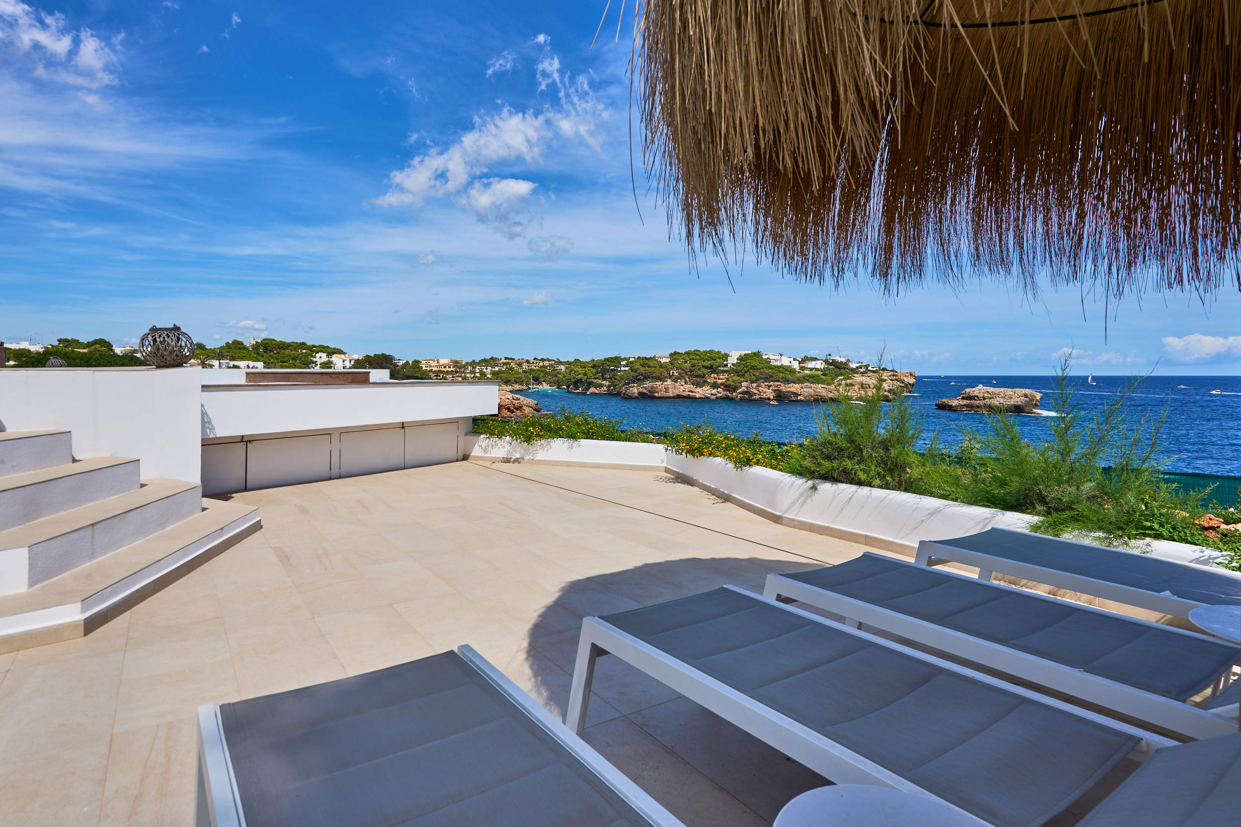 Villa Lago, 4 bedroom villa in Cala d'Or , Majorca