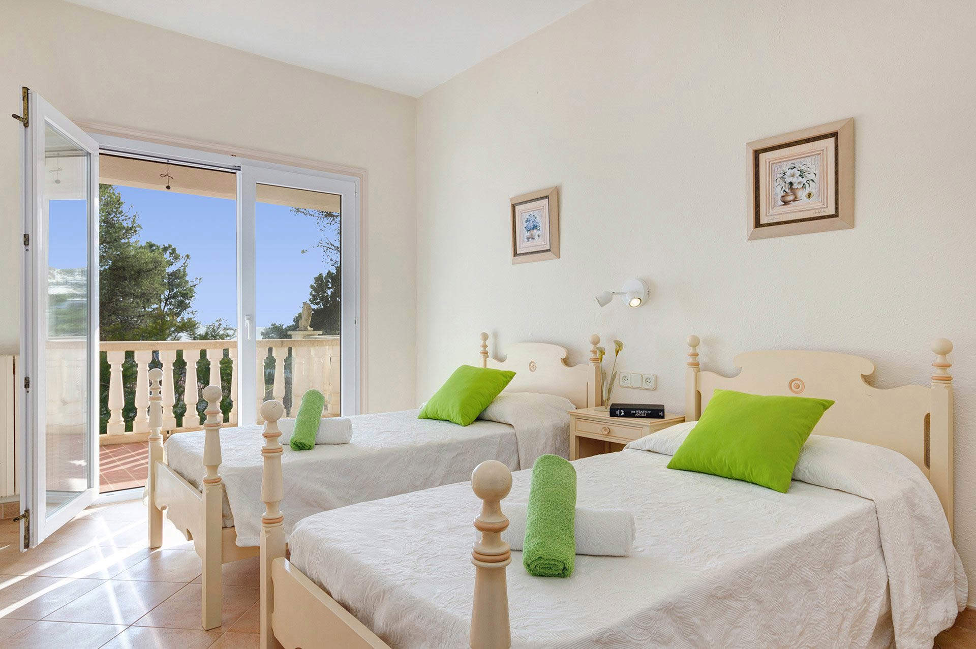 Villa Leona, 4 bedroom villa in Son Bou, Santo Tomas & South, Menorca