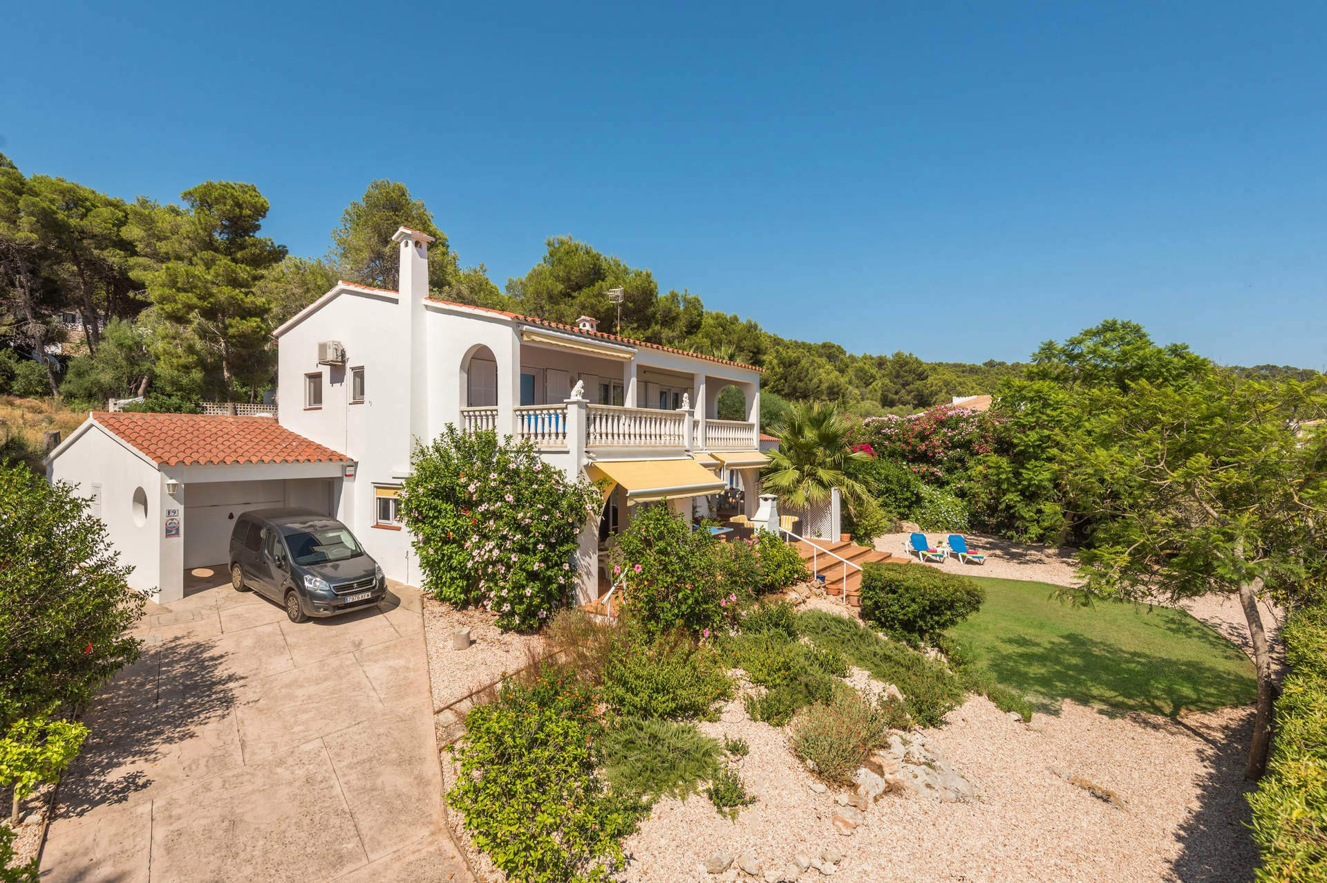 Villa Leona, 4 bedroom villa in Son Bou, Santo Tomas & South, Menorca