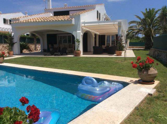 Vista A La Puesta De Sol, 4 bedroom villa in Mahon, San Luis & South East, Menorca