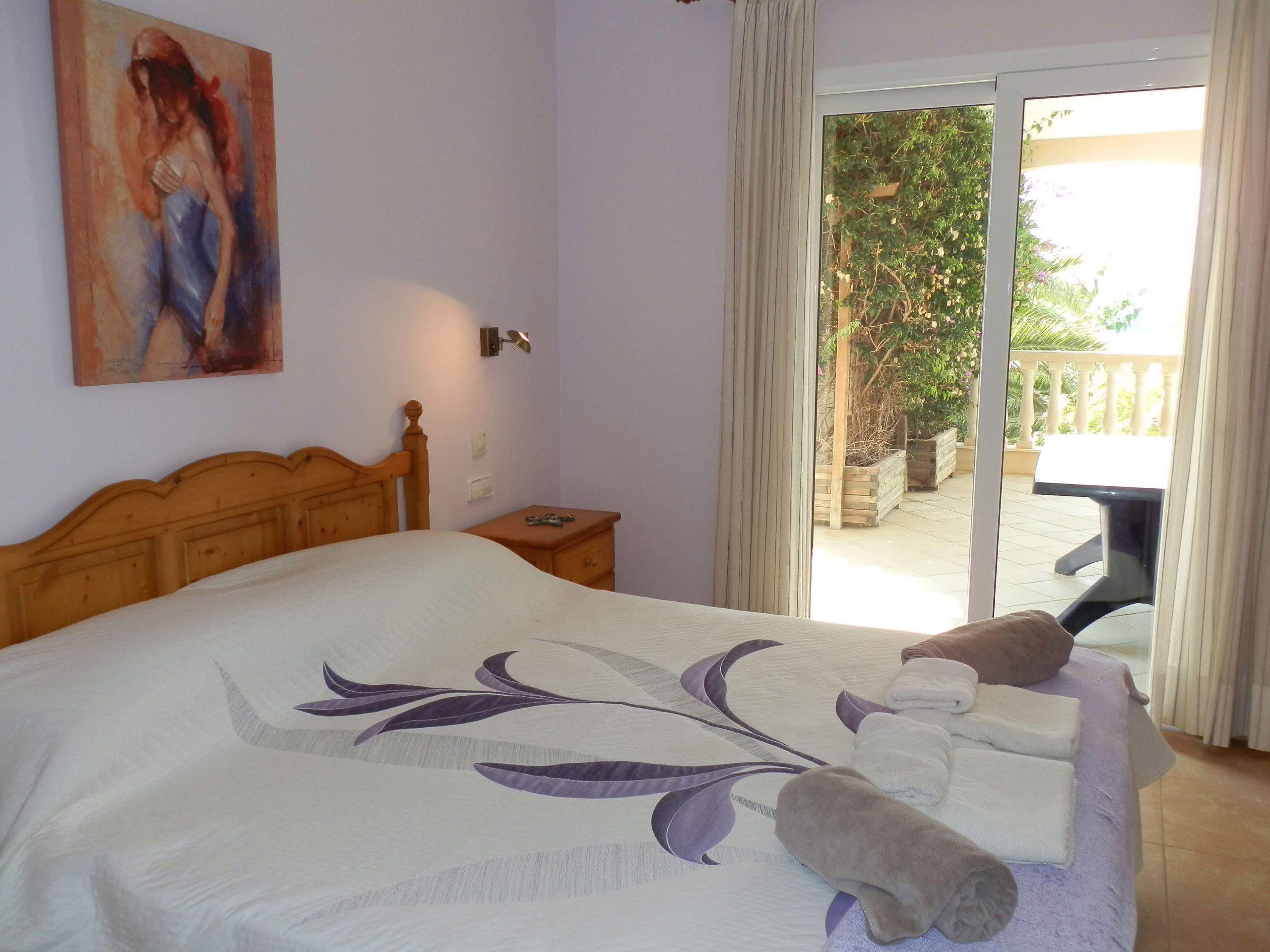 Villa Nicqui, 4 bedroom villa in Mahon & East Menorca area, Menorca