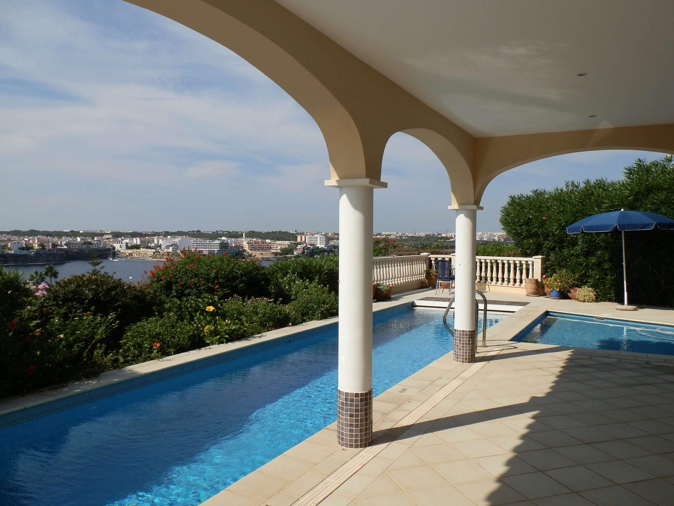 Villa Nicqui, 4 bedroom villa in Mahon & East Menorca area, Menorca