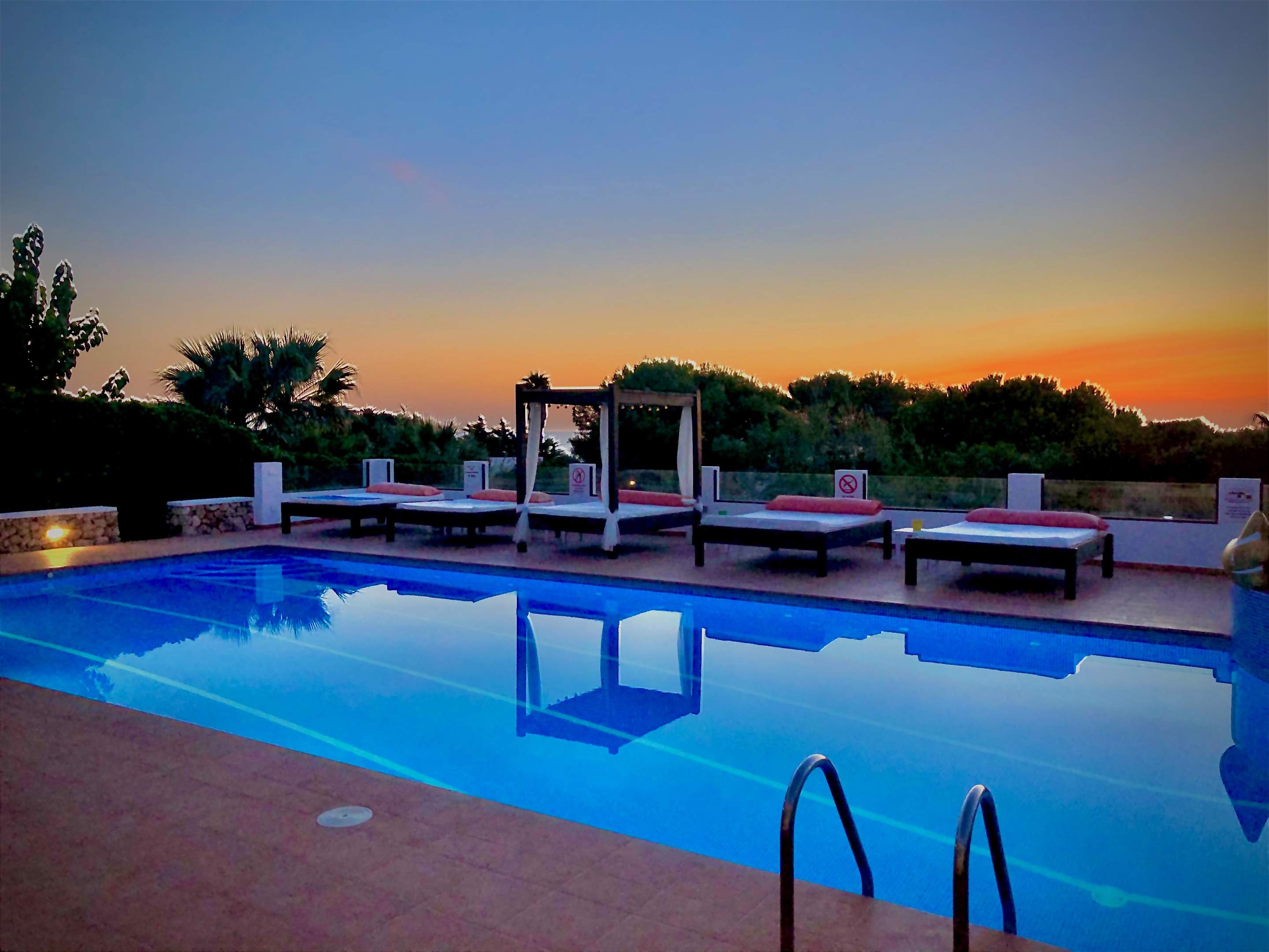 Casa Marron, 6 bedroom villa in Mahon, San Luis & South East, Menorca