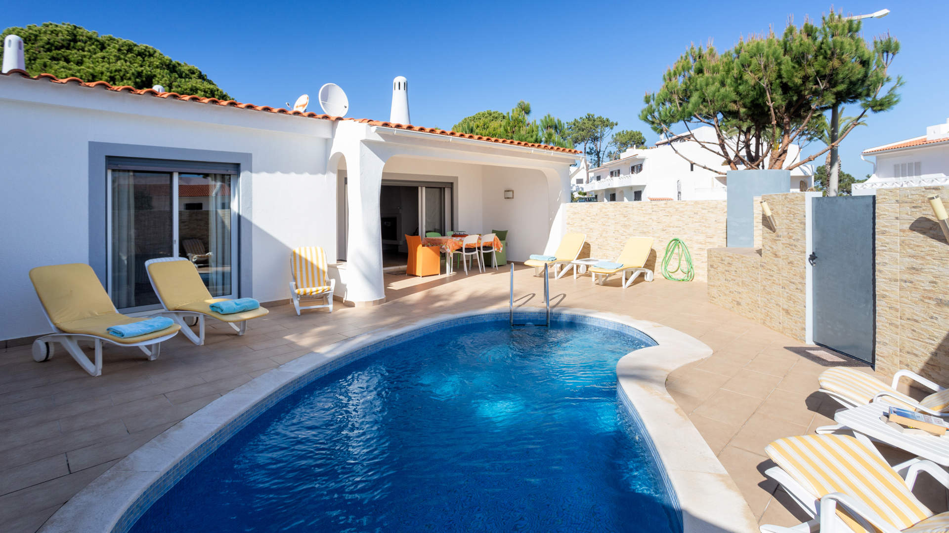 Villa Rebecca, 2 bedroom villa in Vale do Lobo, Algarve