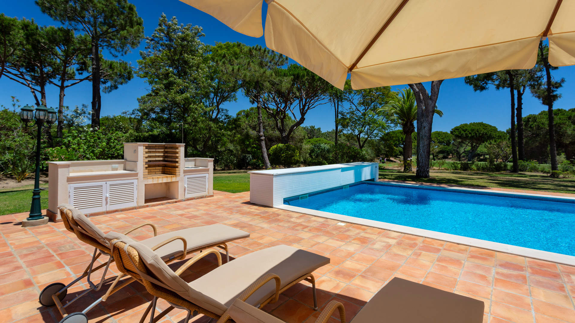 Villa Sunlight, 5 bedroom villa in Quinta do Lago, Algarve