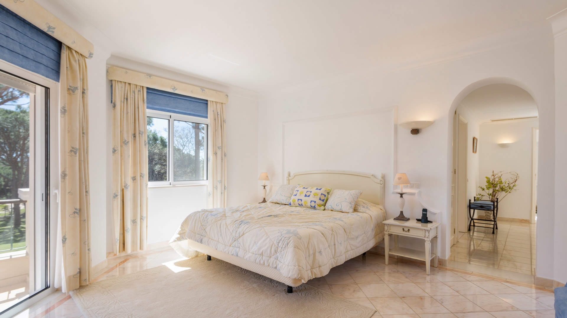 Villa Sunlight, 5 bedroom villa in Quinta do Lago, Algarve