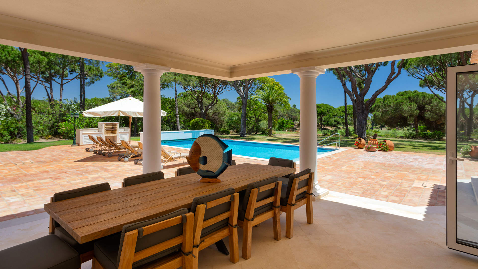 Villa Sunlight, 5 bedroom villa in Quinta do Lago, Algarve