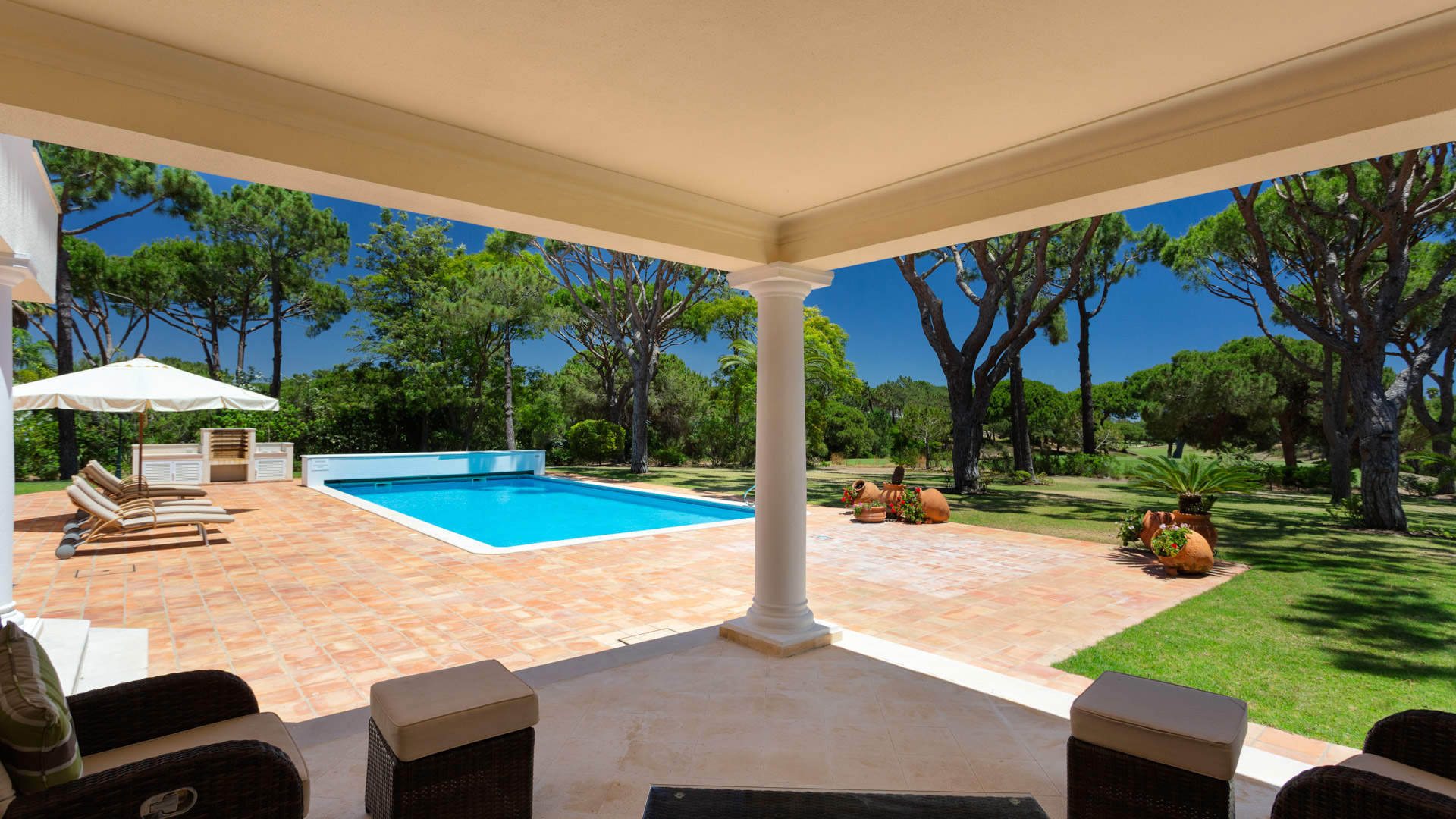 Villa Sunlight, 5 bedroom villa in Quinta do Lago, Algarve