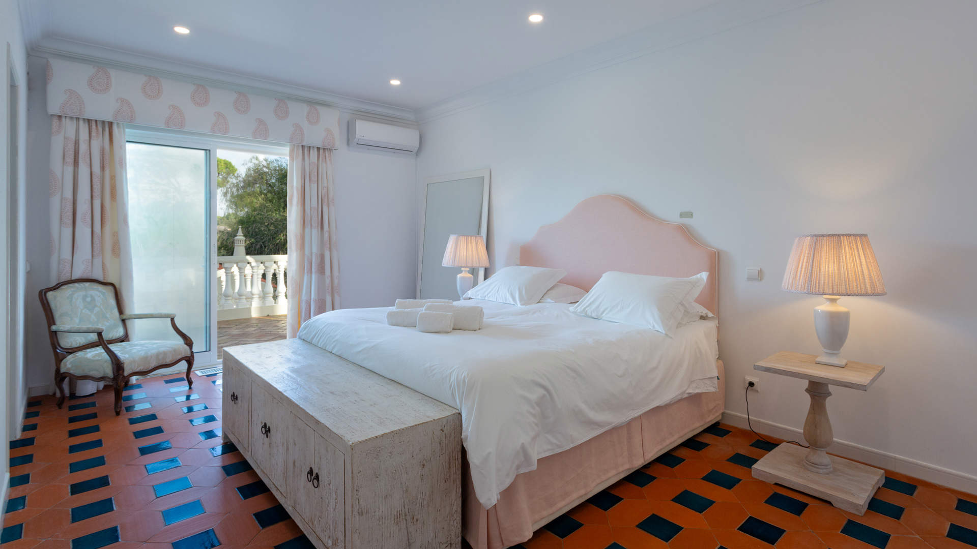 Quinta da Colina, 6 bedroom villa in Vale do Lobo, Algarve