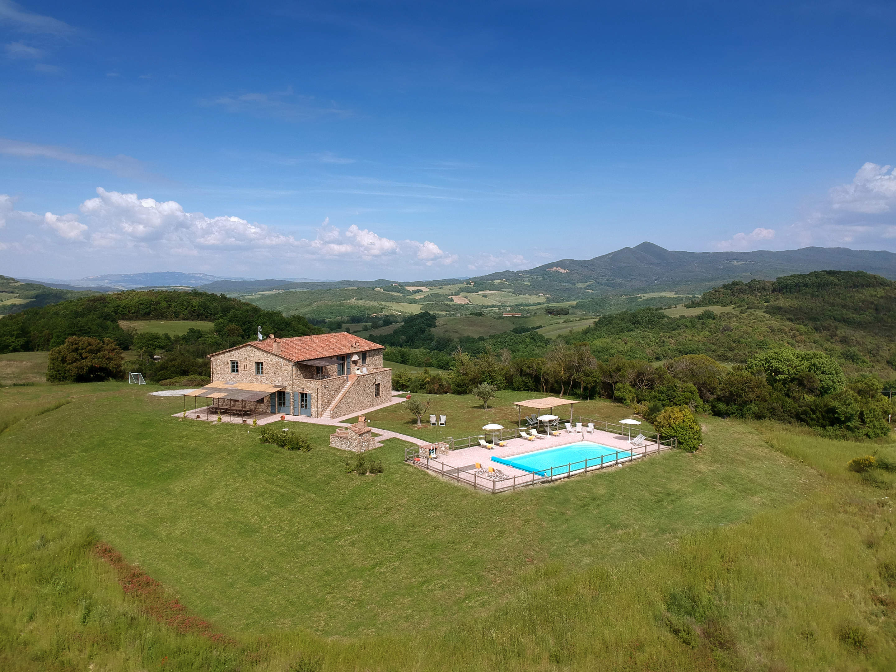 Podere Di Collina, 6 bedroom villa in Tuscany Coast, Tuscany