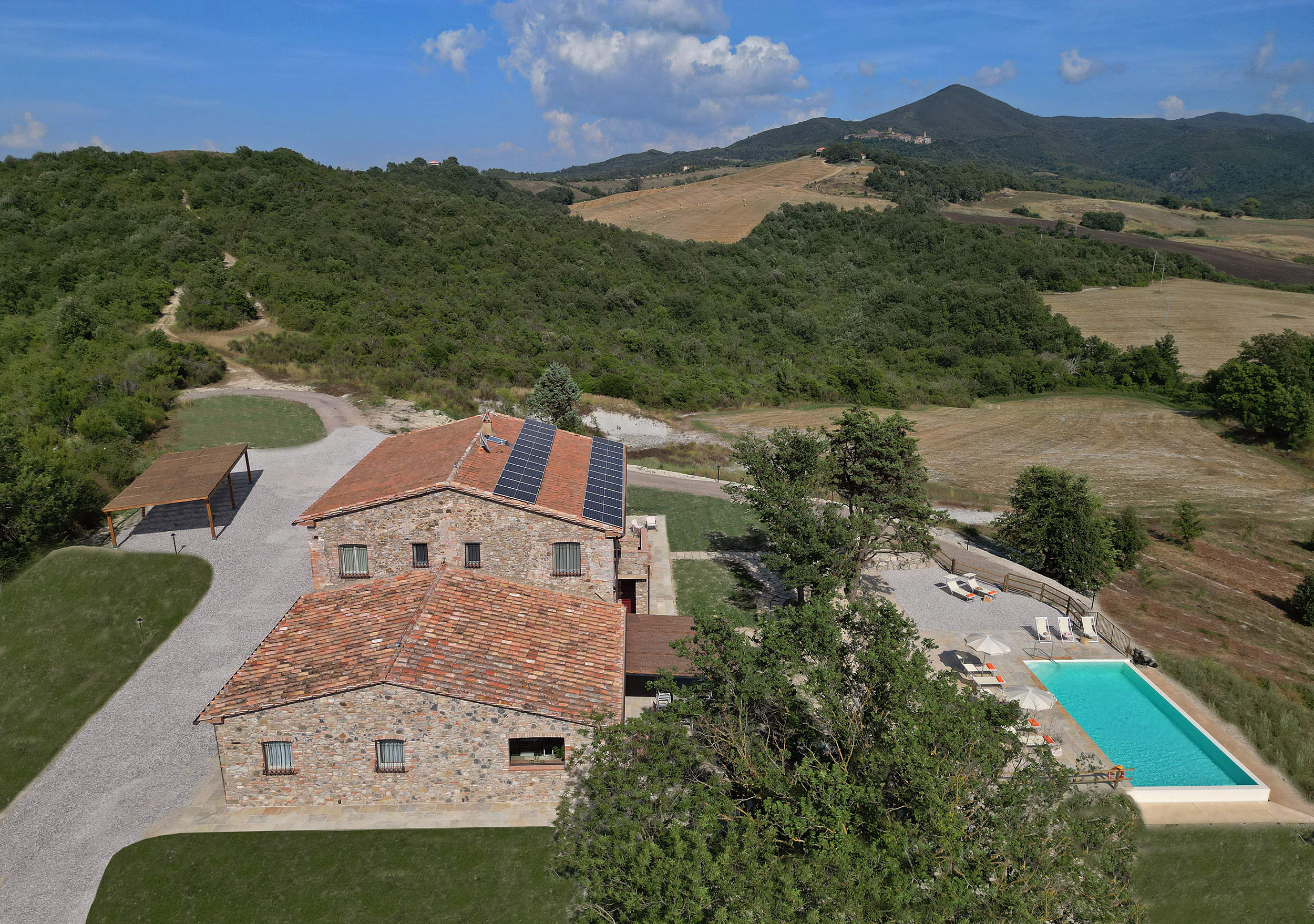 Podere Nocciolo, 6 bedroom villa in Tuscany Coast, Tuscany