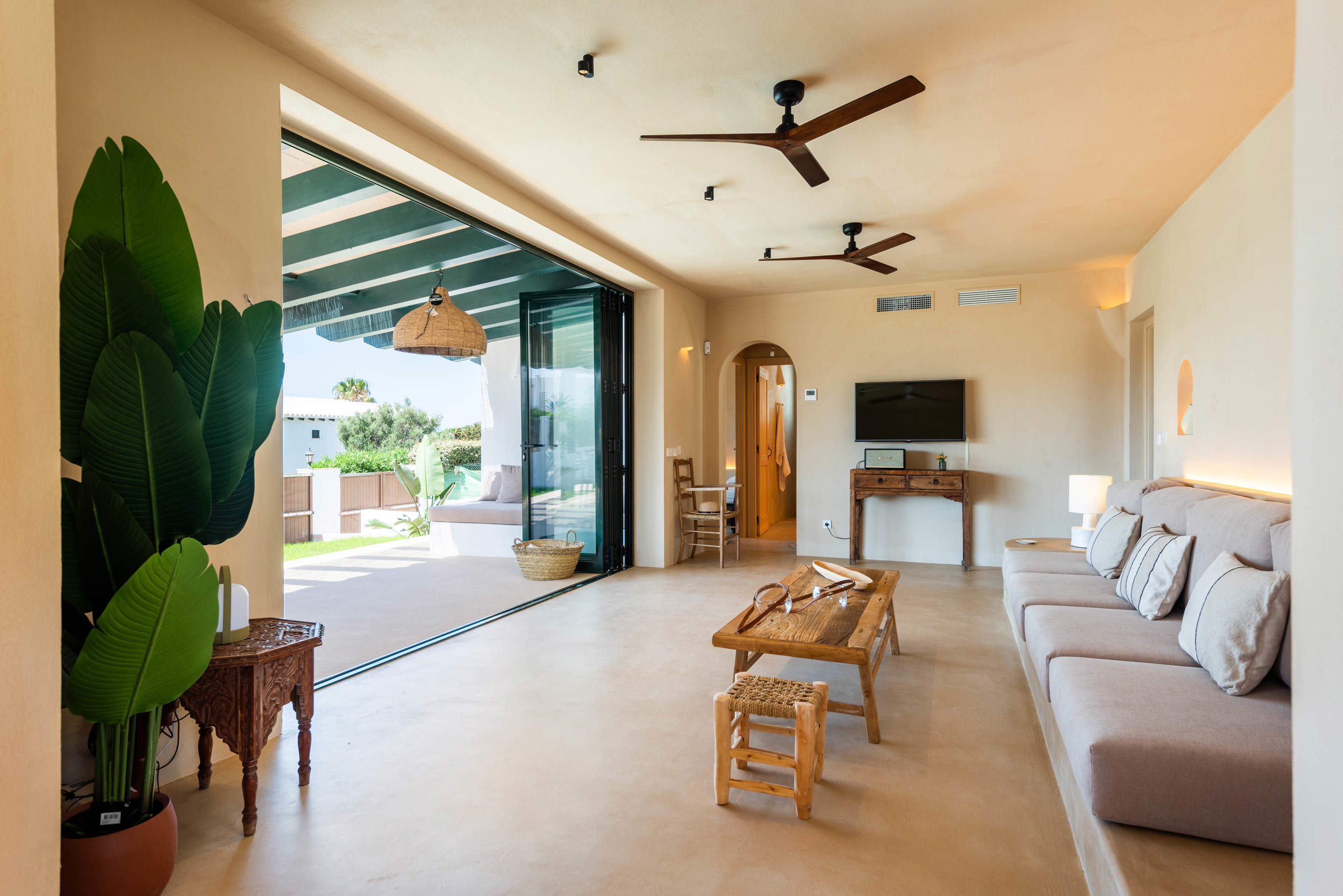 Villa Binimadi, 3 bedroom villa in Mahon, San Luis & South East, Menorca