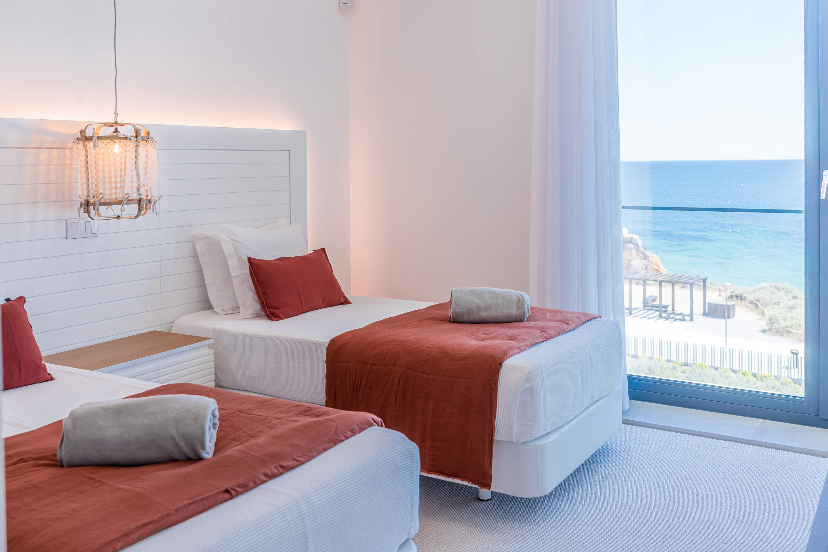 Praia da Rocha Luxury Apartments Two Bedroom Apartment, 2 bedroom apartment in Portimao Area, Algarve