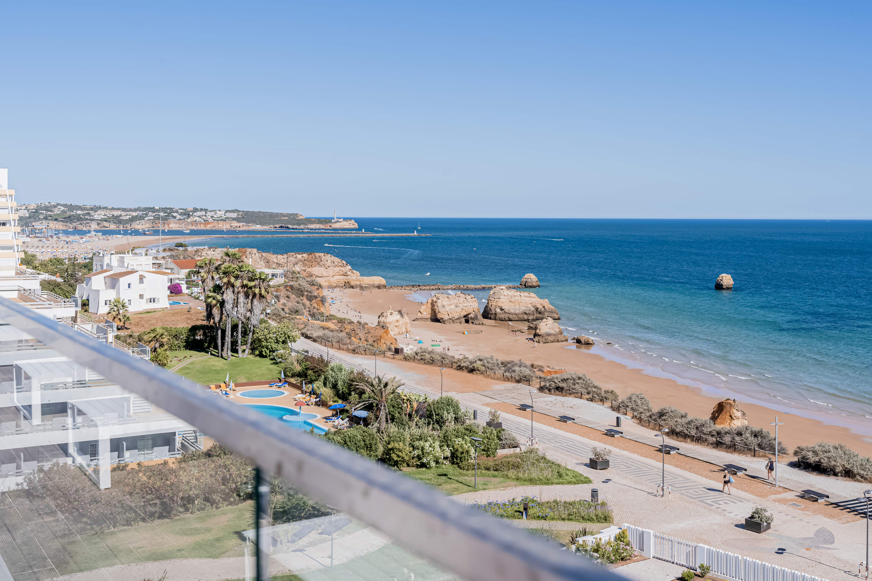 Praia da Rocha Luxury Apartments Three Bedroom Apartment, 3 bedroom apartment in Portimao Area, Algarve