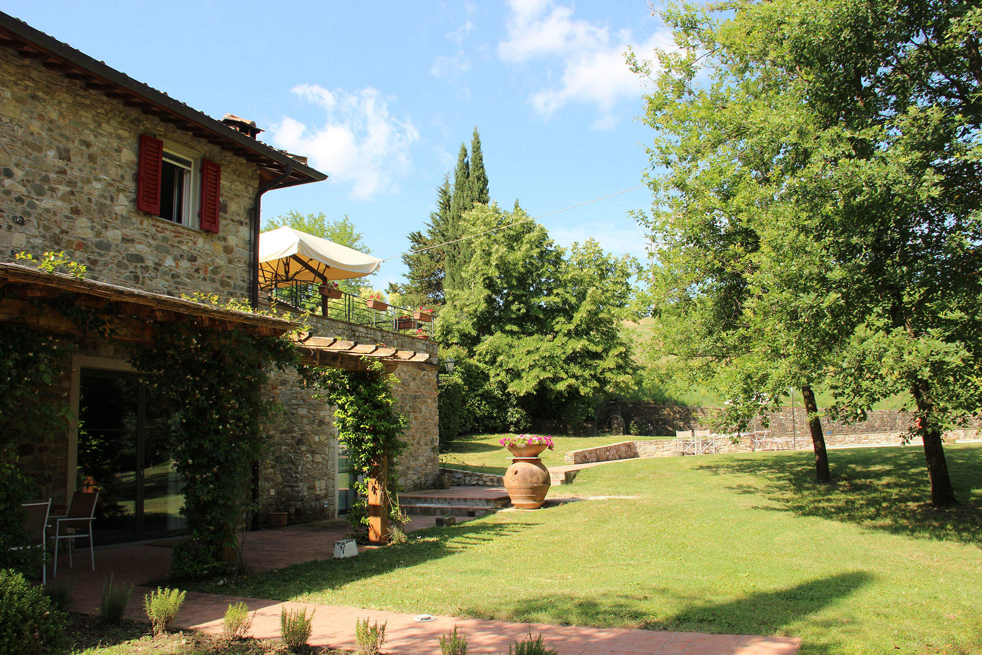 Villa Molino, 4 bedroom villa in Chianti & Countryside, Tuscany