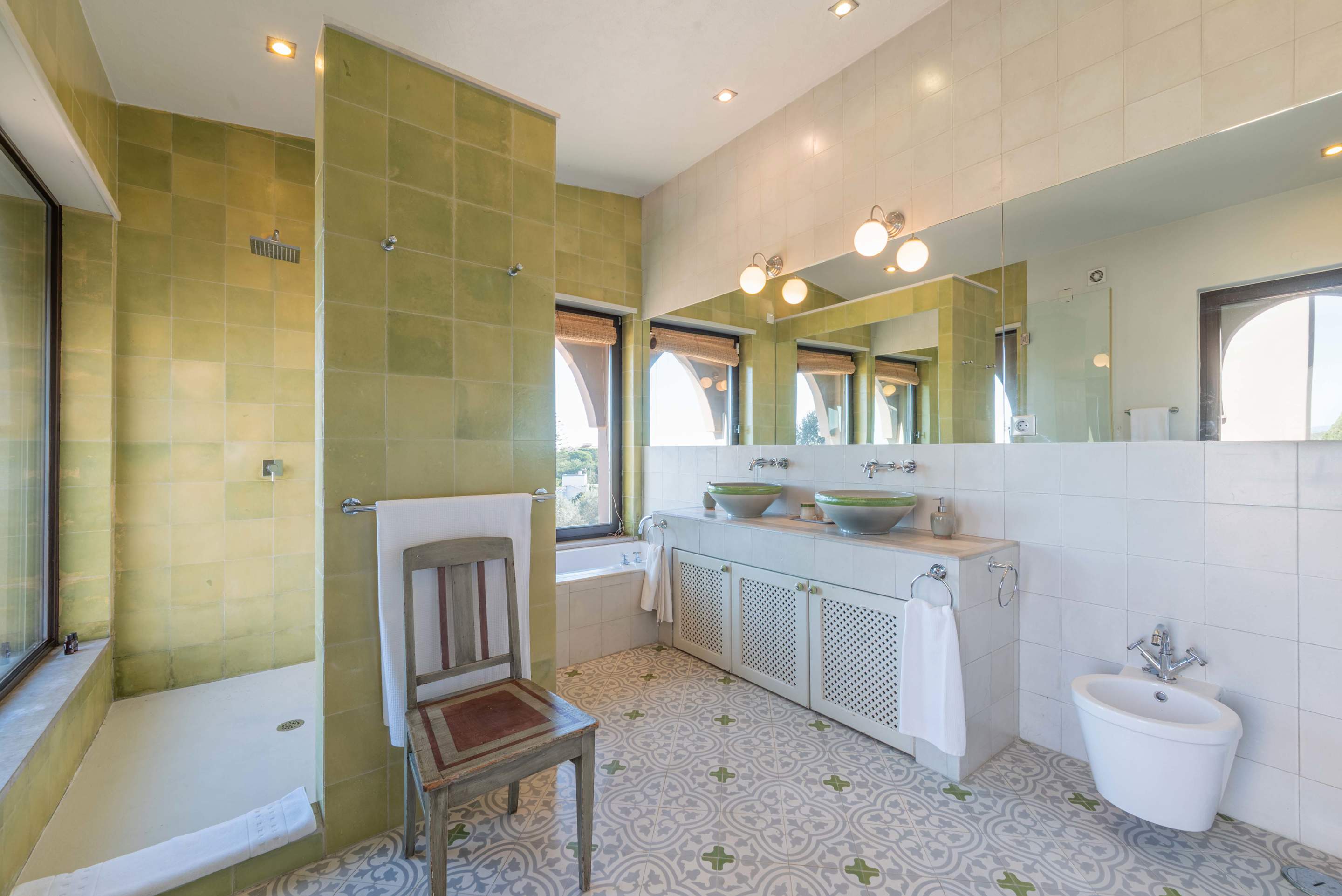 Quinta Vista Ria Villa & Cottage, 6 bedroom villa in Faro and Surrounding Area, Algarve