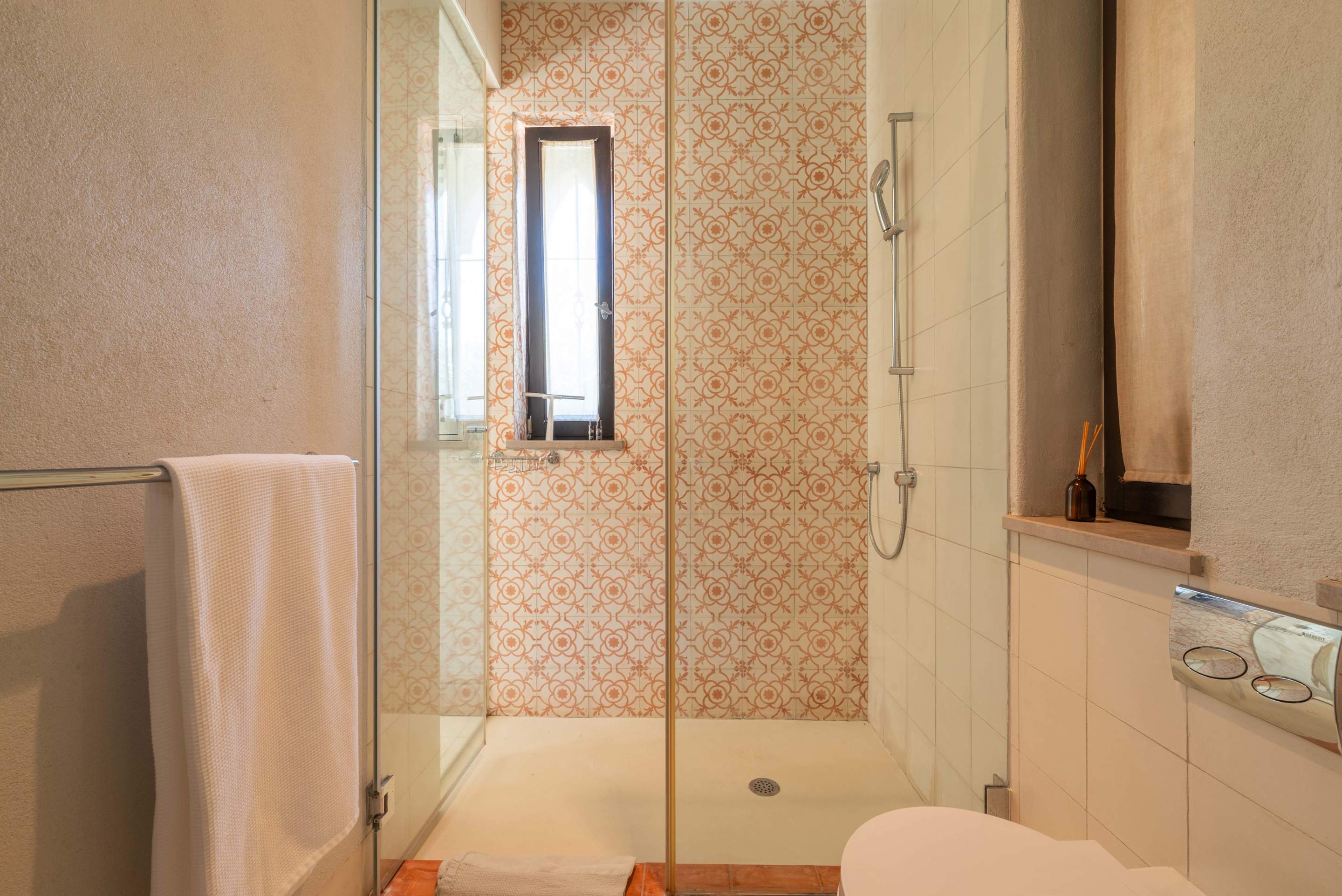 Quinta Vista Ria Villa & Cottage, 6 bedroom villa in Faro and Surrounding Area, Algarve