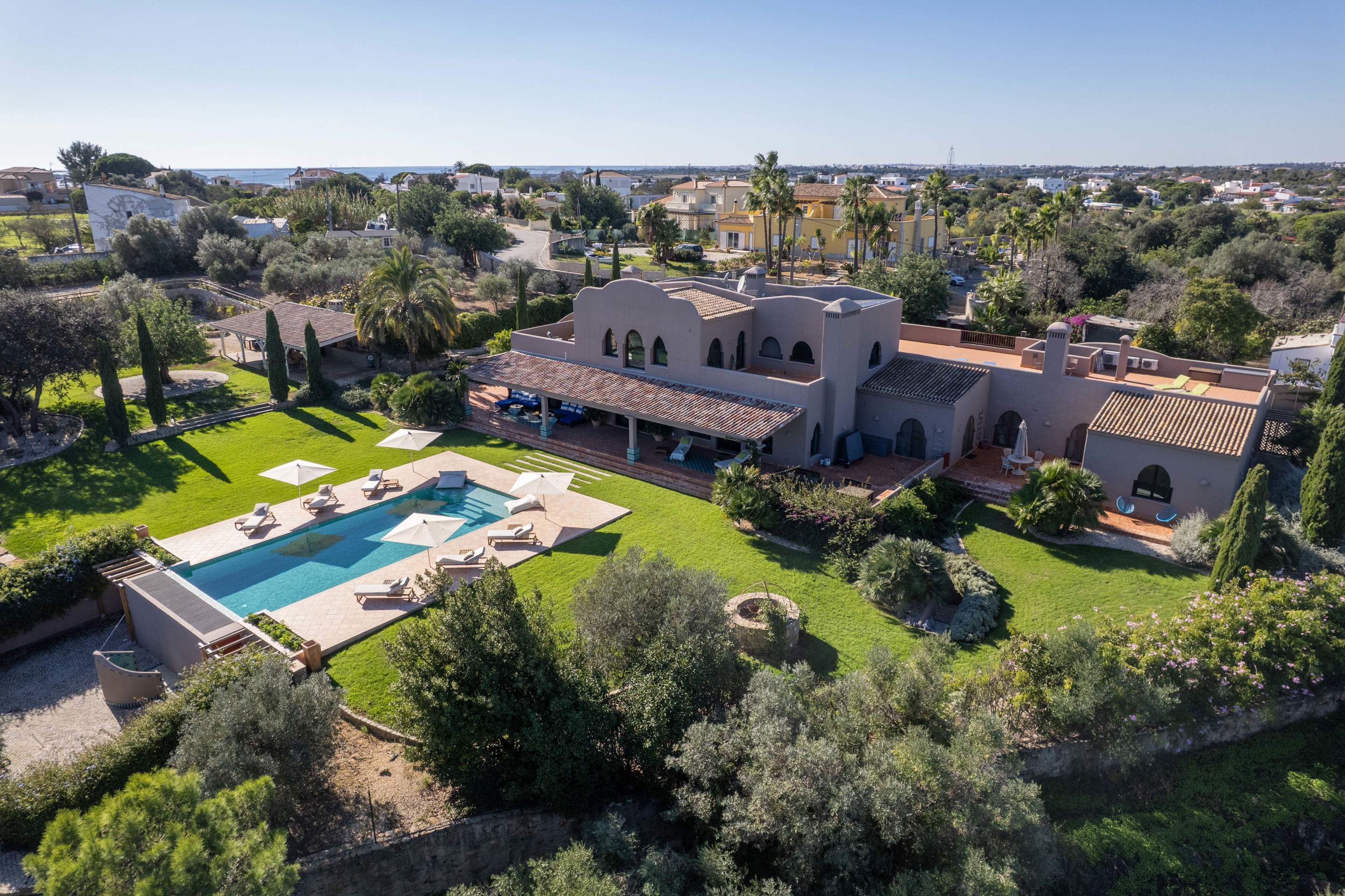 Quinta Vista Ria Villa & Cottage, 6 bedroom villa in Faro and Surrounding Area, Algarve