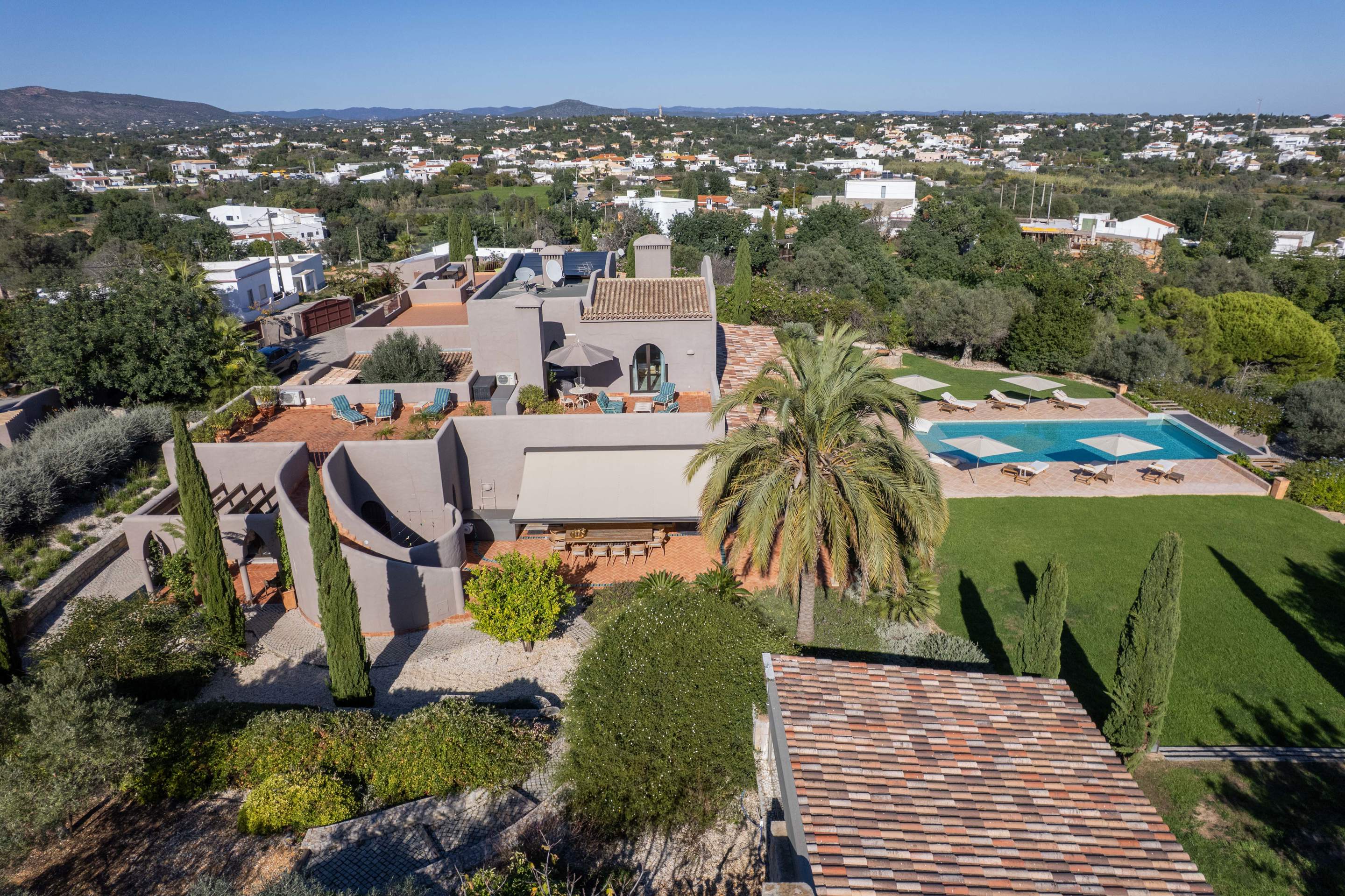 Quinta Vista Ria Villa & Cottage, 6 bedroom villa in Faro and Surrounding Area, Algarve