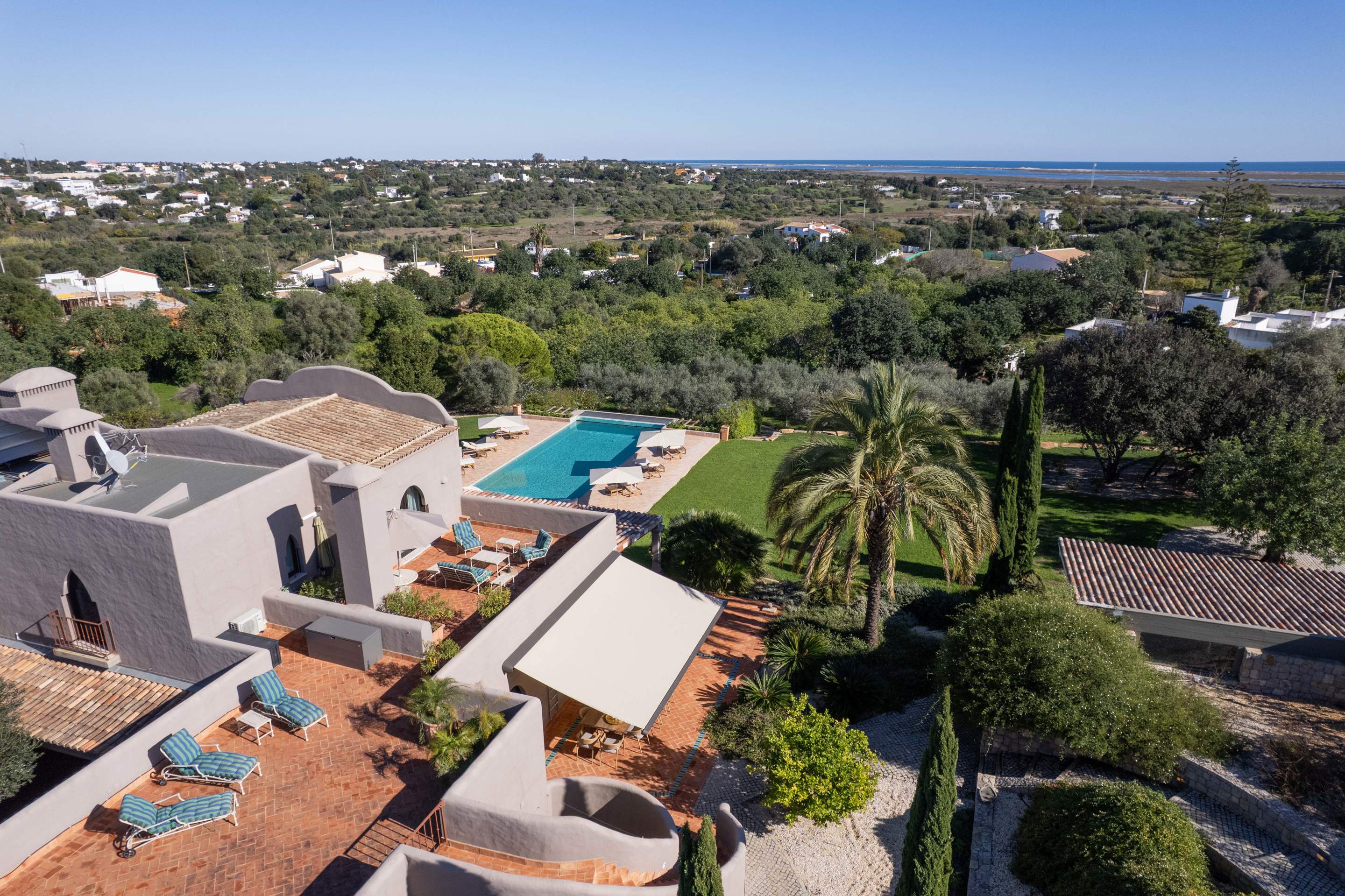 Quinta Vista Ria Villa & Cottage, 6 bedroom villa in Faro and Surrounding Area, Algarve