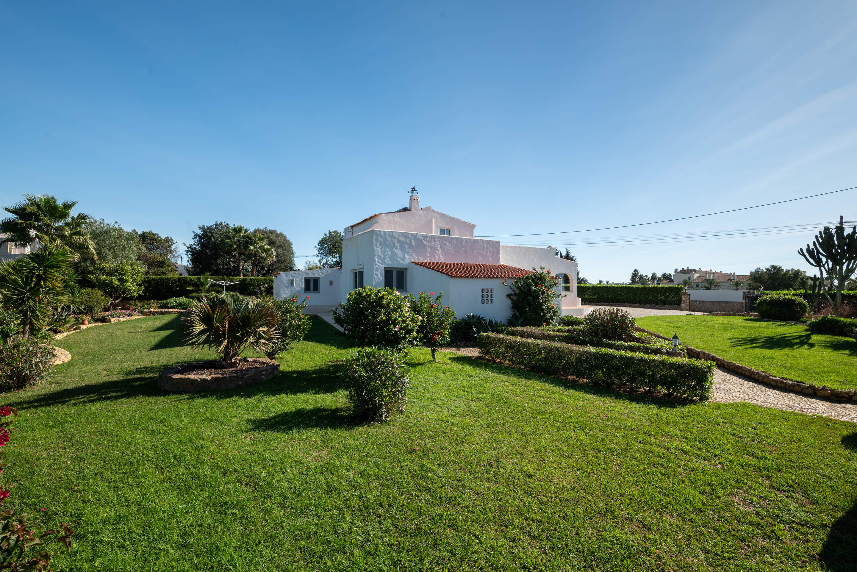 Villla Tamara, 4 bedroom villa in Carvoeiro Area, Algarve